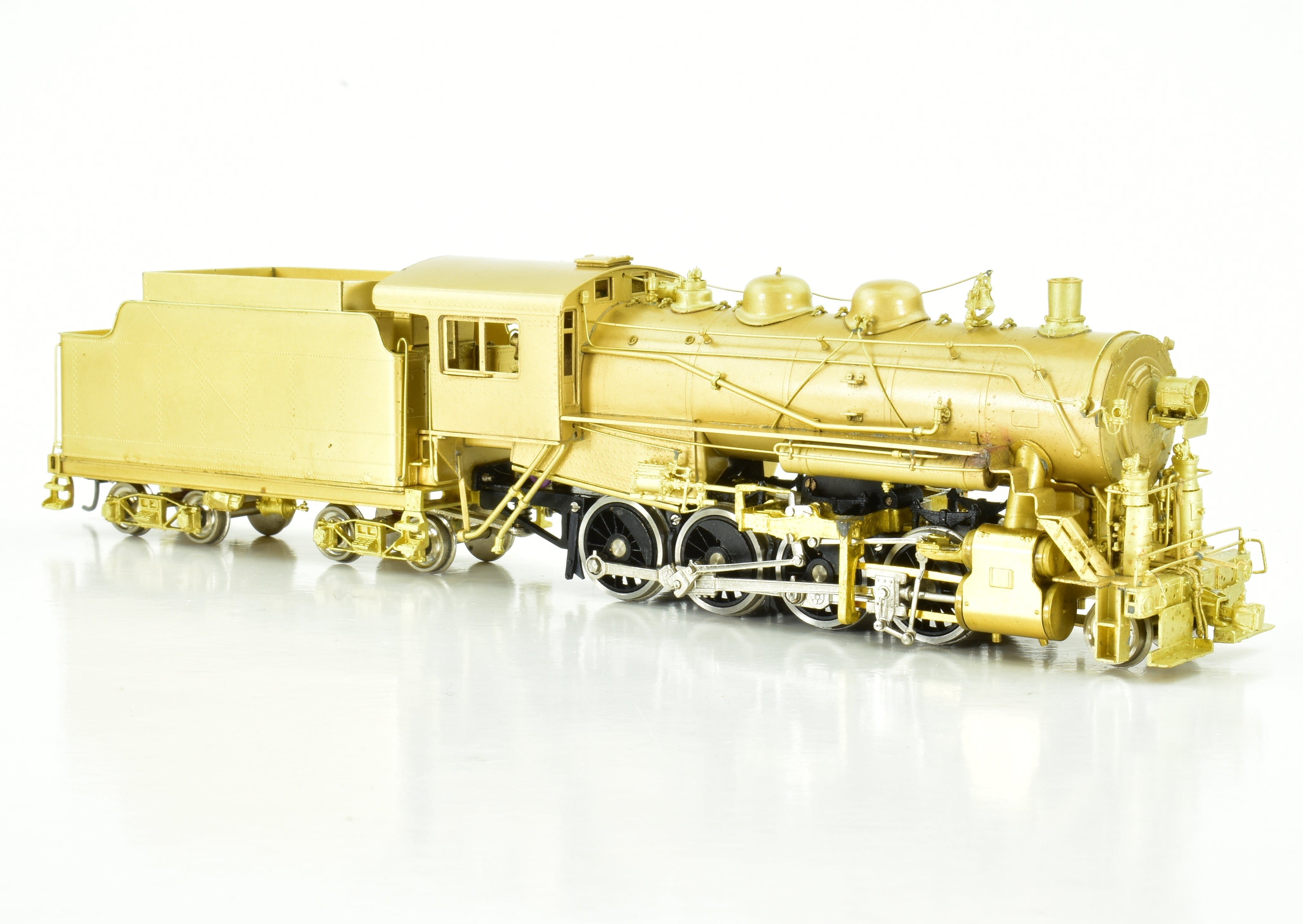 HO Scale Brass NPP NYO&W Class W-2 2-8-0 with Front-Mounted Air Pumps