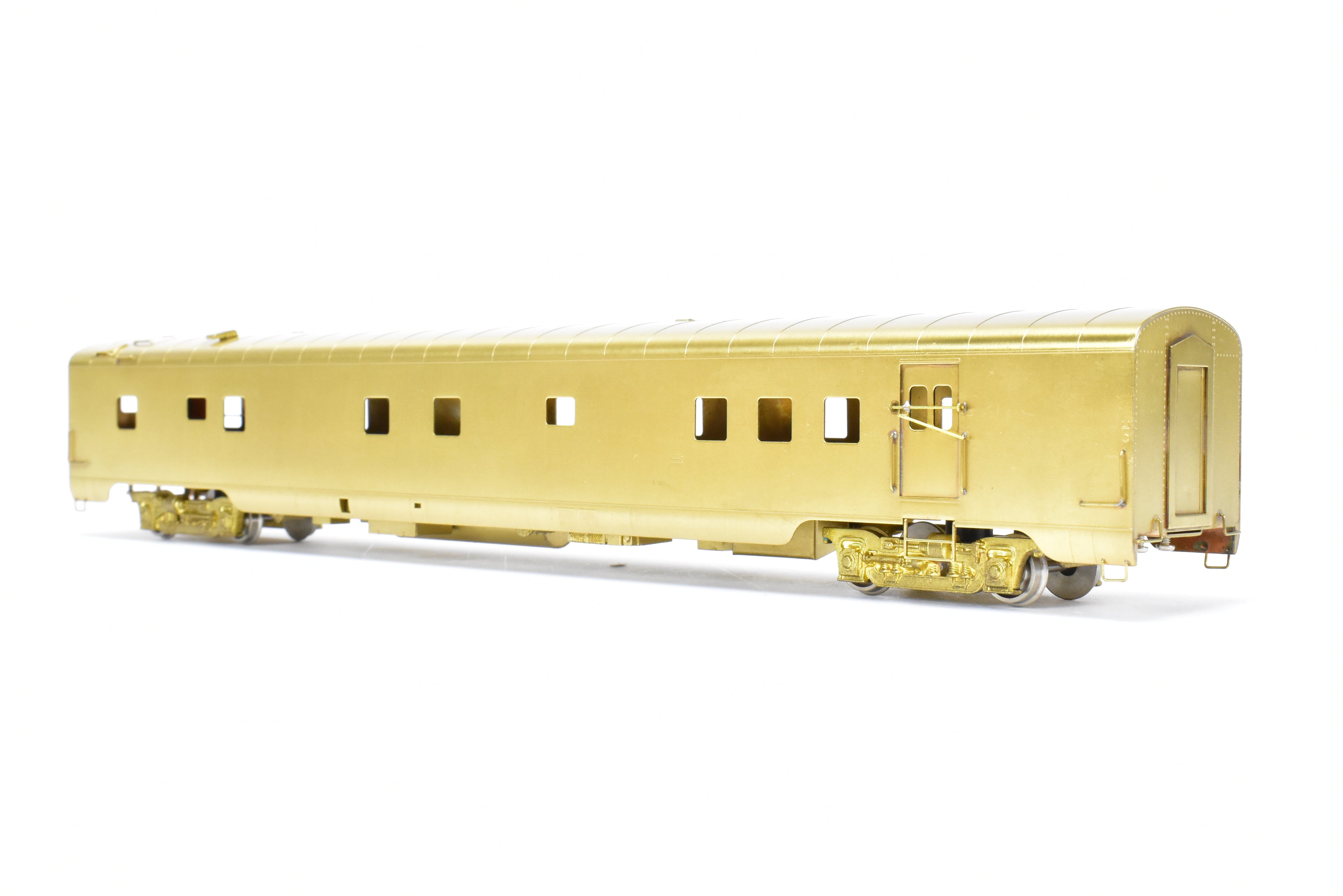 HO Scale Brass Model of Oriental Limited NP - Northern Pacific North Coast Limited Mail - Dormitory Car #425 with Skirts