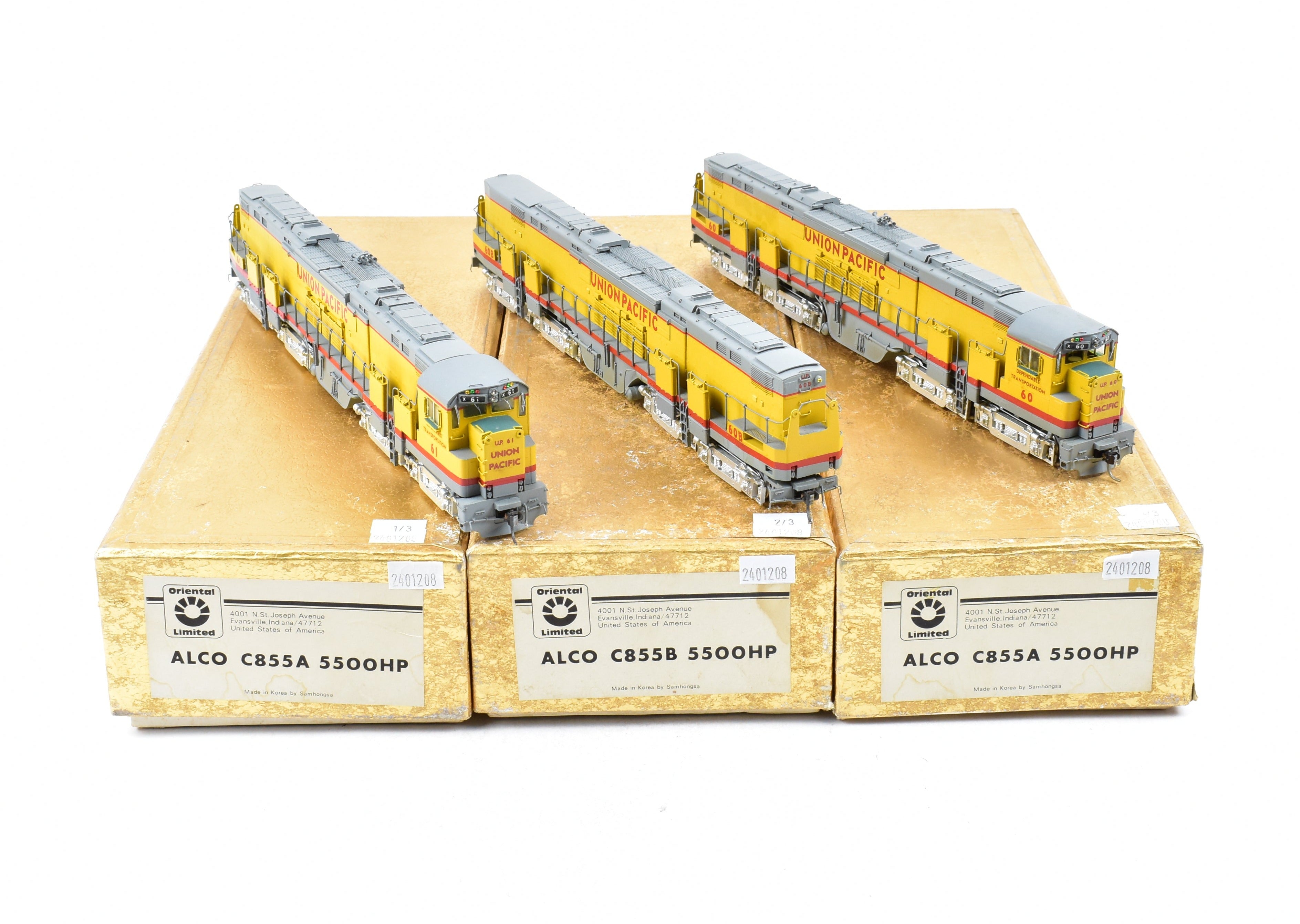 High - Quality HO Scale Brass Oriental Limited Union Pacific Alco C855 A/B/A Set with Custom Painting and Excellent Condition