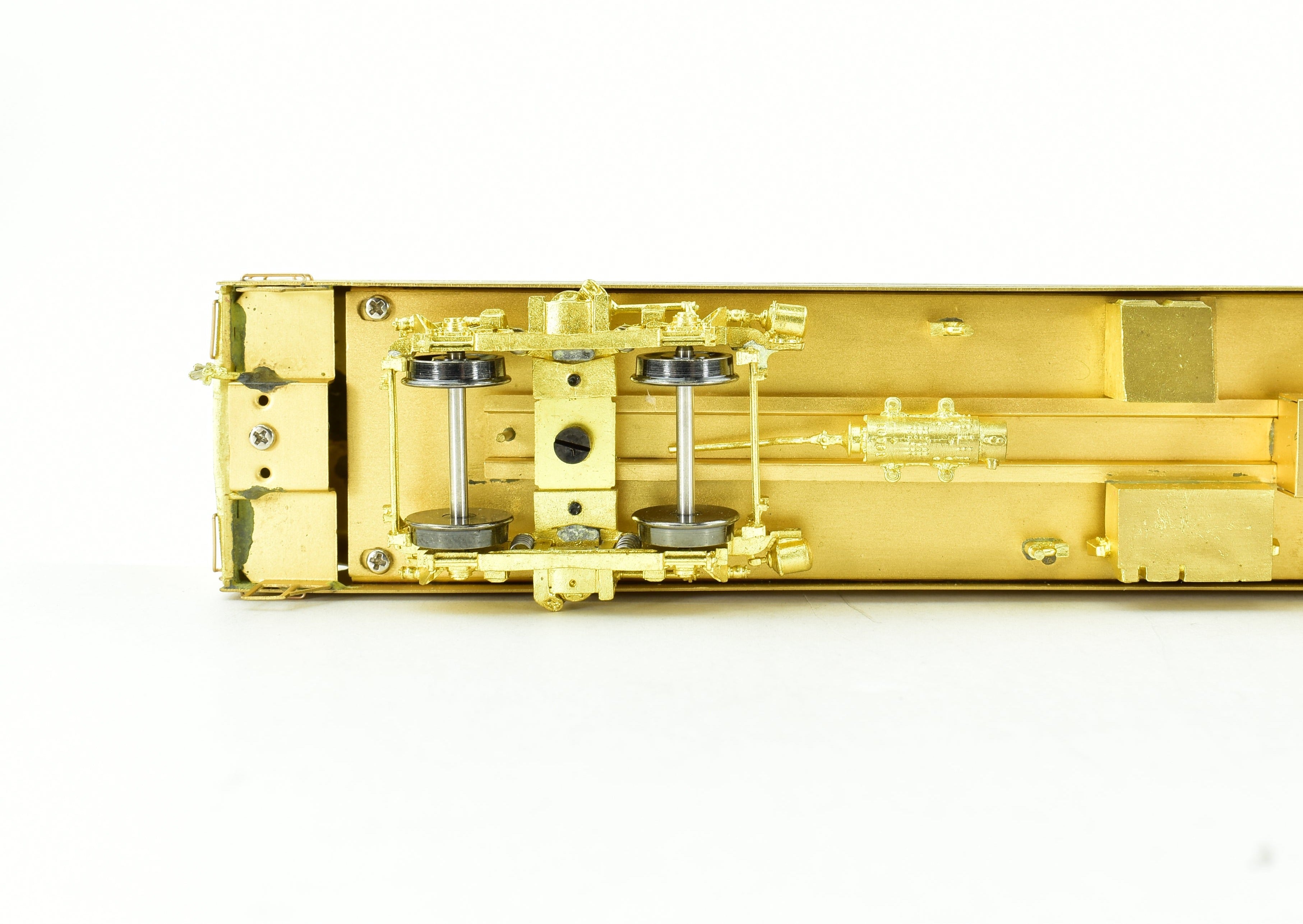 Upgraded HO Brass Oriental Limited MILW - Milwaukee Road T.C. Hiawatha #182 Tap Lounge Model