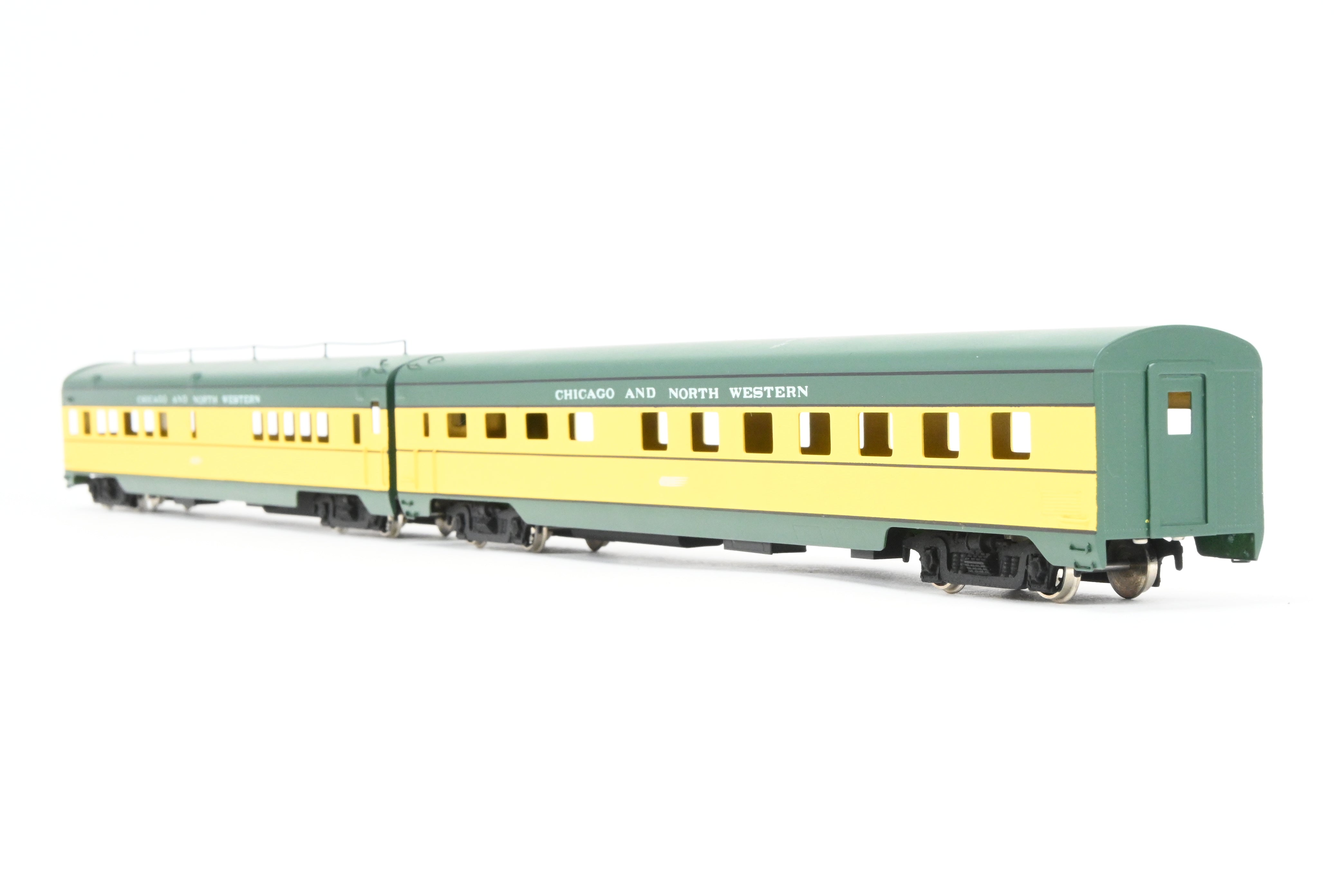 HO Scale Brass NPP Nickel Plate C&NW Chicago & Northwestern Factory-Painted Diner and Observation Set