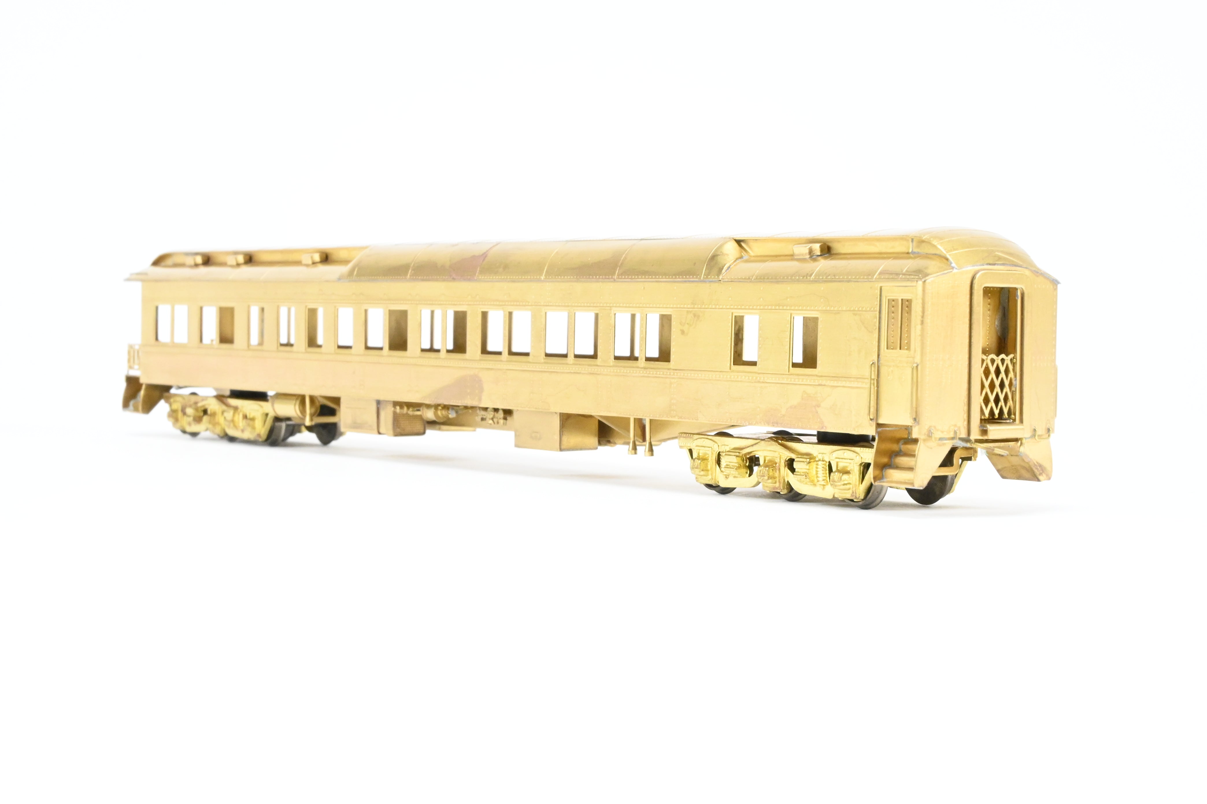 HO Scale Brass Soho 10-Section Lounge Observation Car - Mt. Hood Version