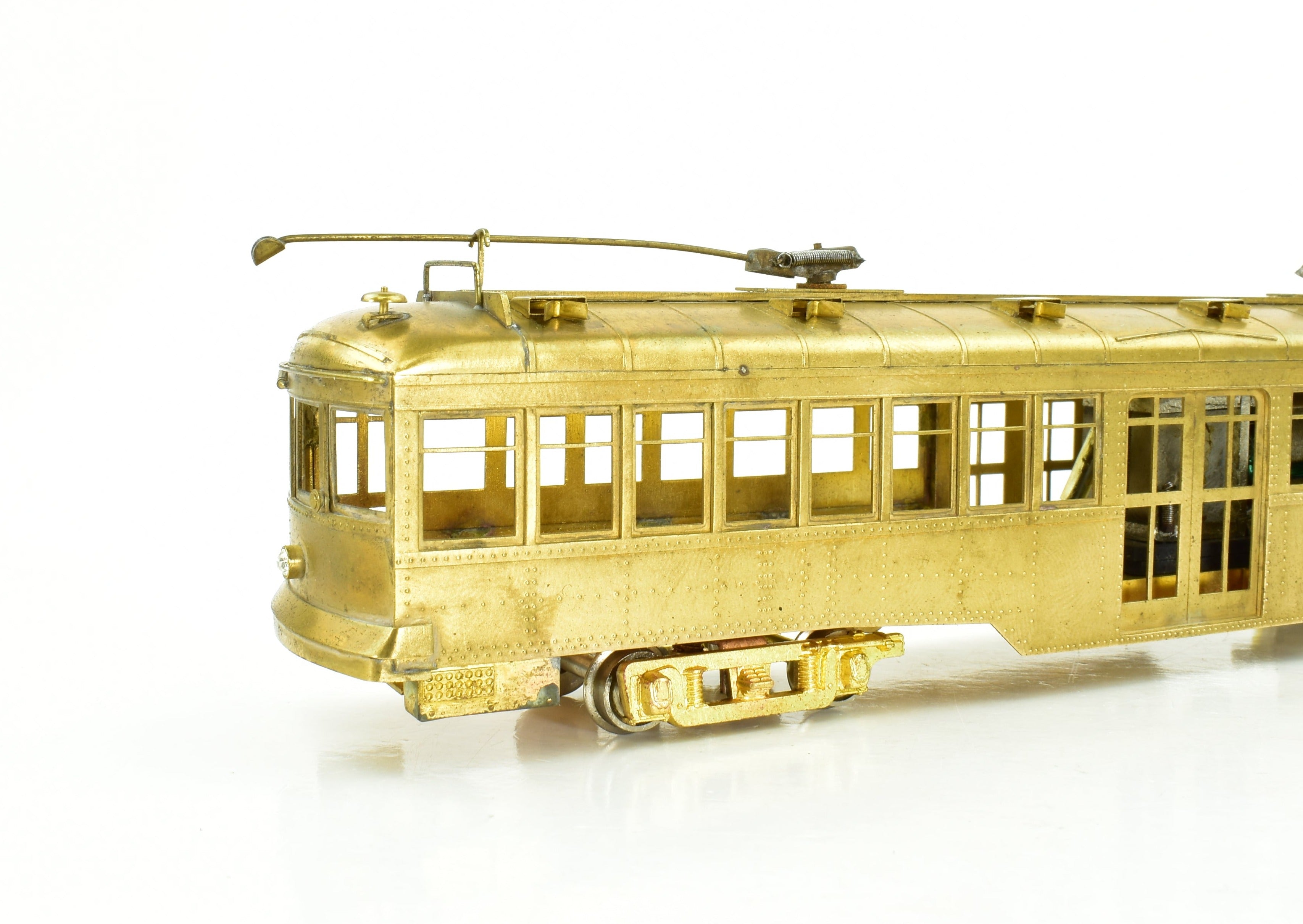 HO Scale Brass Suydam Pacific Electric Hollywood Car with Original Style Center Entrance - Authentic Model