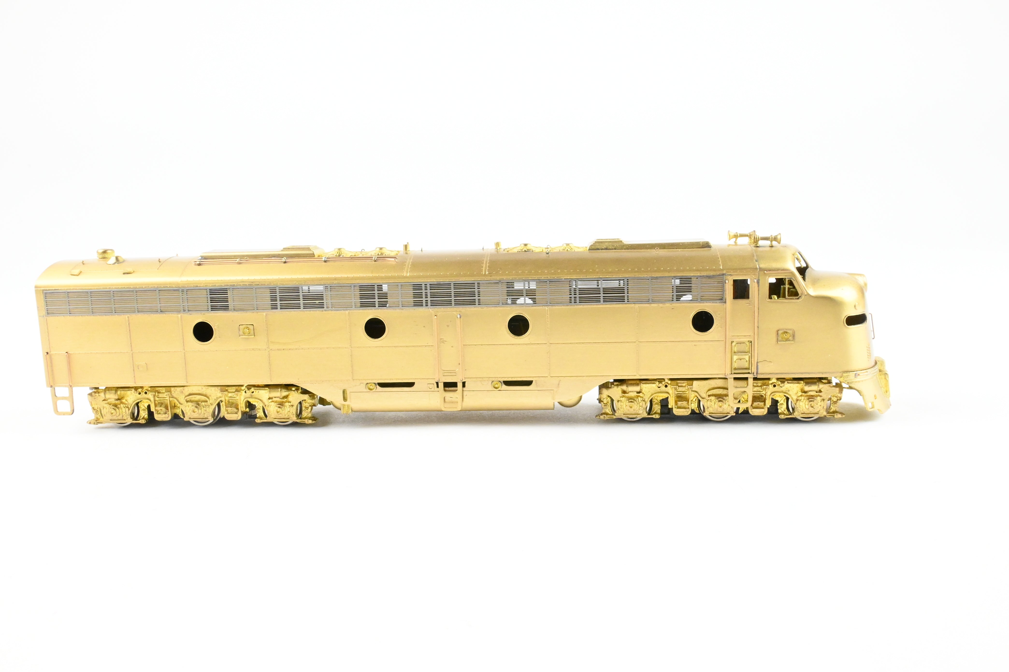 HO Scale Brass Oriental Limited EMD E8A 2250 HP Model Train - Standard Version with Small Number Boards