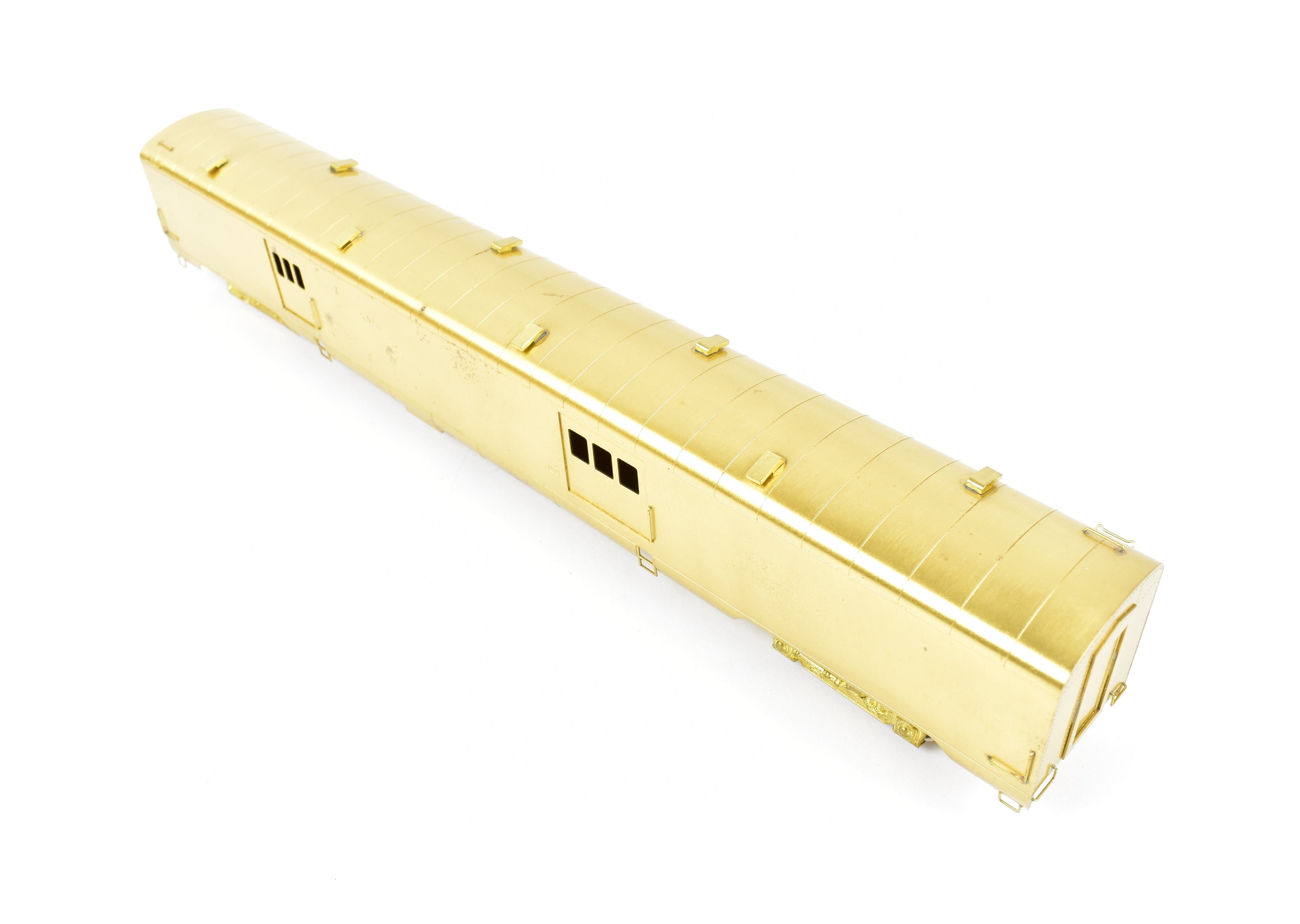 HO Scale Brass Oriental Limited Model of Northern Pacific North Coast Limited #400 Water Baggage Car with Skirts for Train Enthusiasts