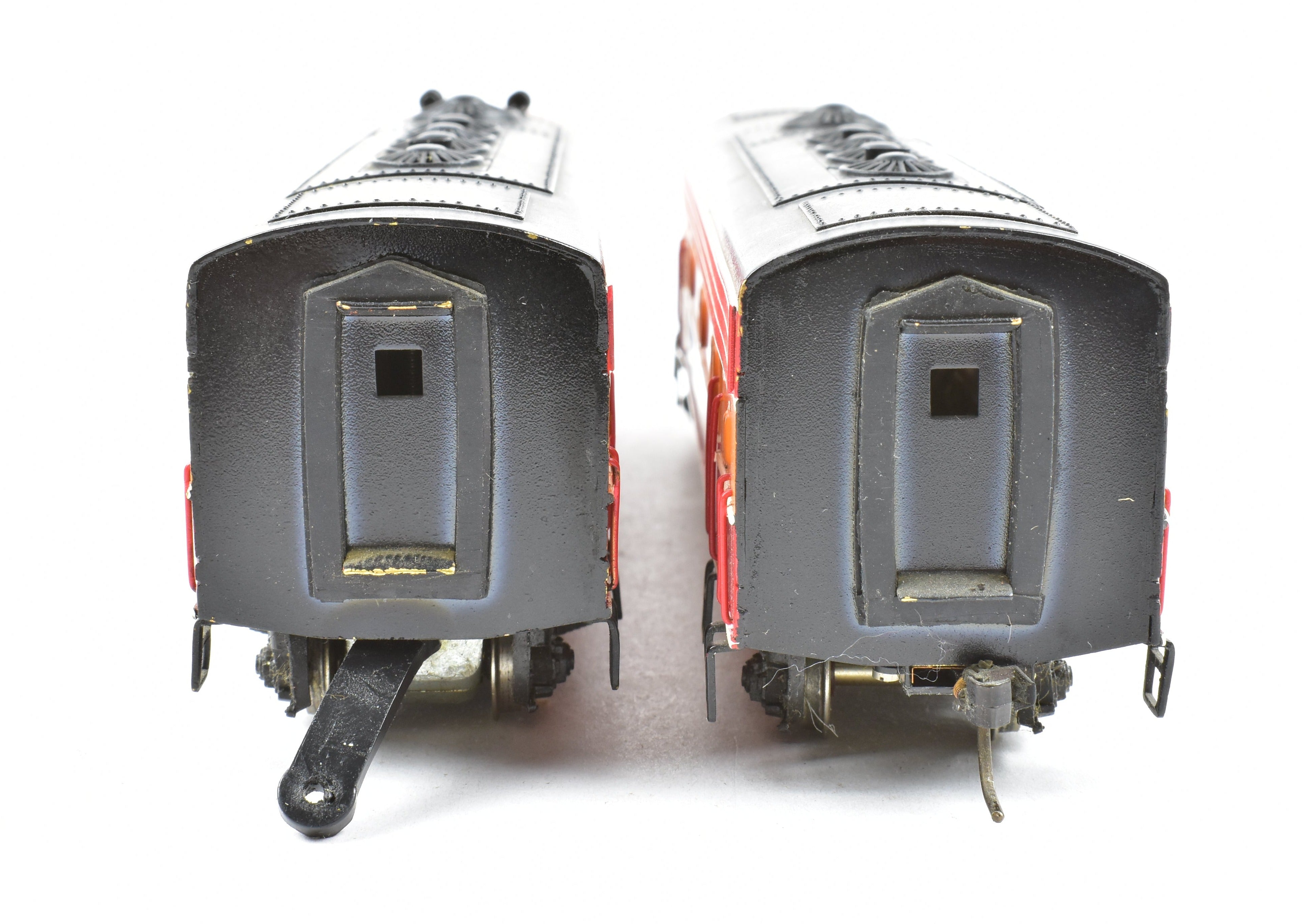 HO Scale Brass Tenshodo SP EMD F9 A/B Factory-Painted Pair from 1960s