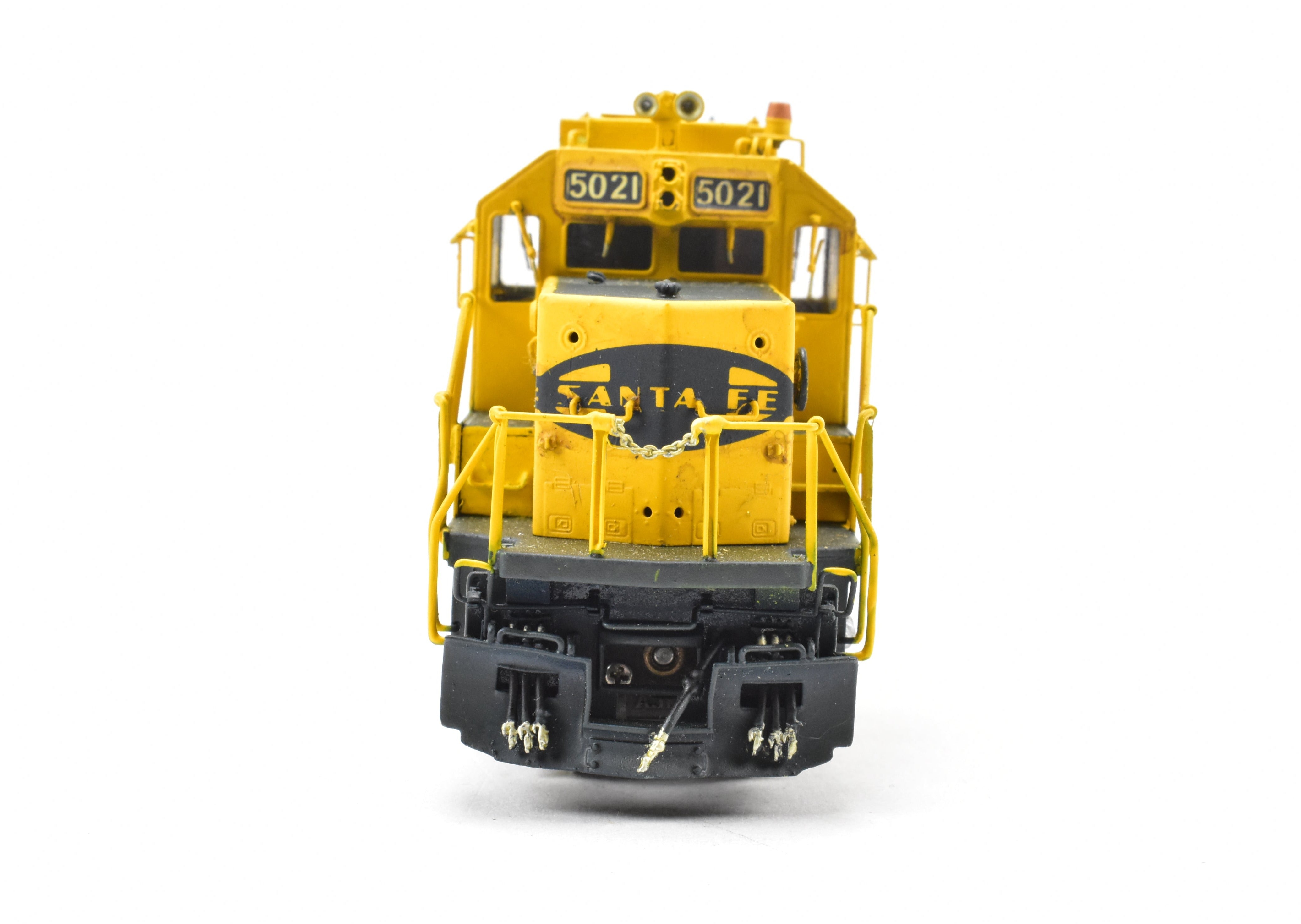 HO Scale Brass ATSF - Santa Fe EMD SD40 - 2 with 116 - Inch Snoot Nose by Overland Models