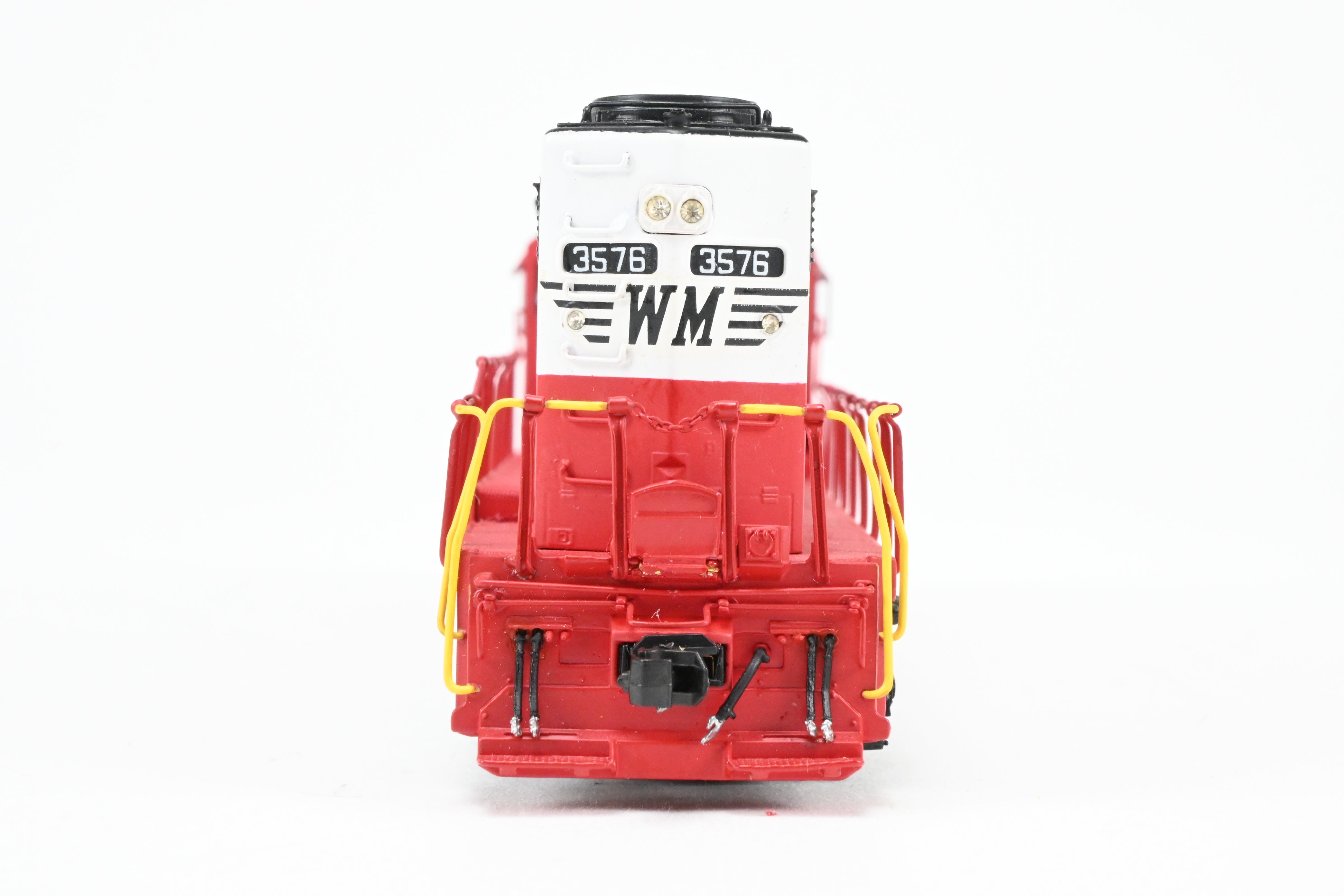 HO Scale Brass Model Train - Western Maryland EMD GP35 2500HP Low Hood Freight Locomotive No. 3576 by Oriental Limited