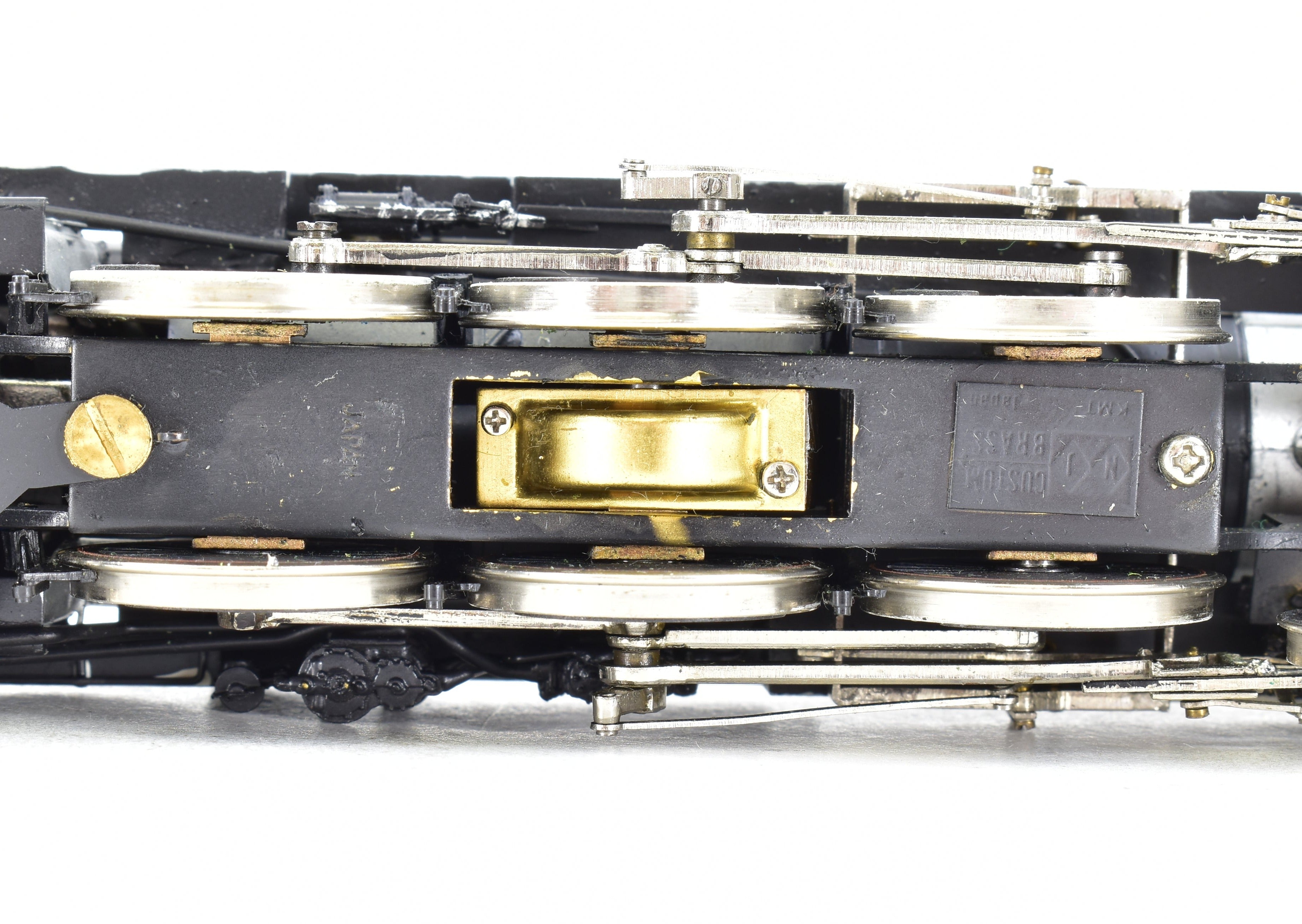Custom Painted HO Scale Brass Model Train - NJ Custom Brass New Haven I-4 4-6-2 Pacific, Representing NY, NH, & H