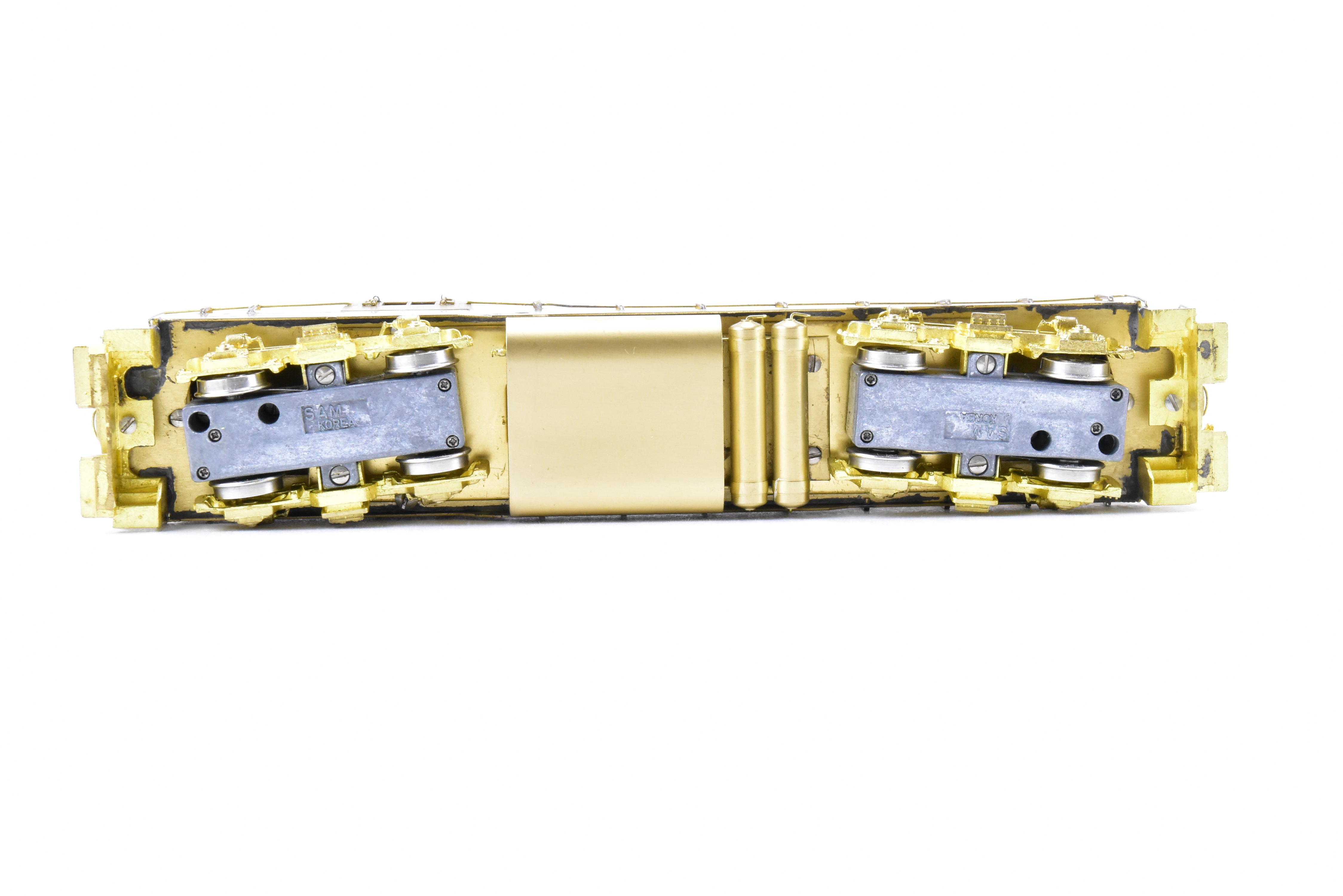 HO Brass Oriental Limited EMD GP9 1750 HP Late Version with 48 Fans & Dynamic Brakes