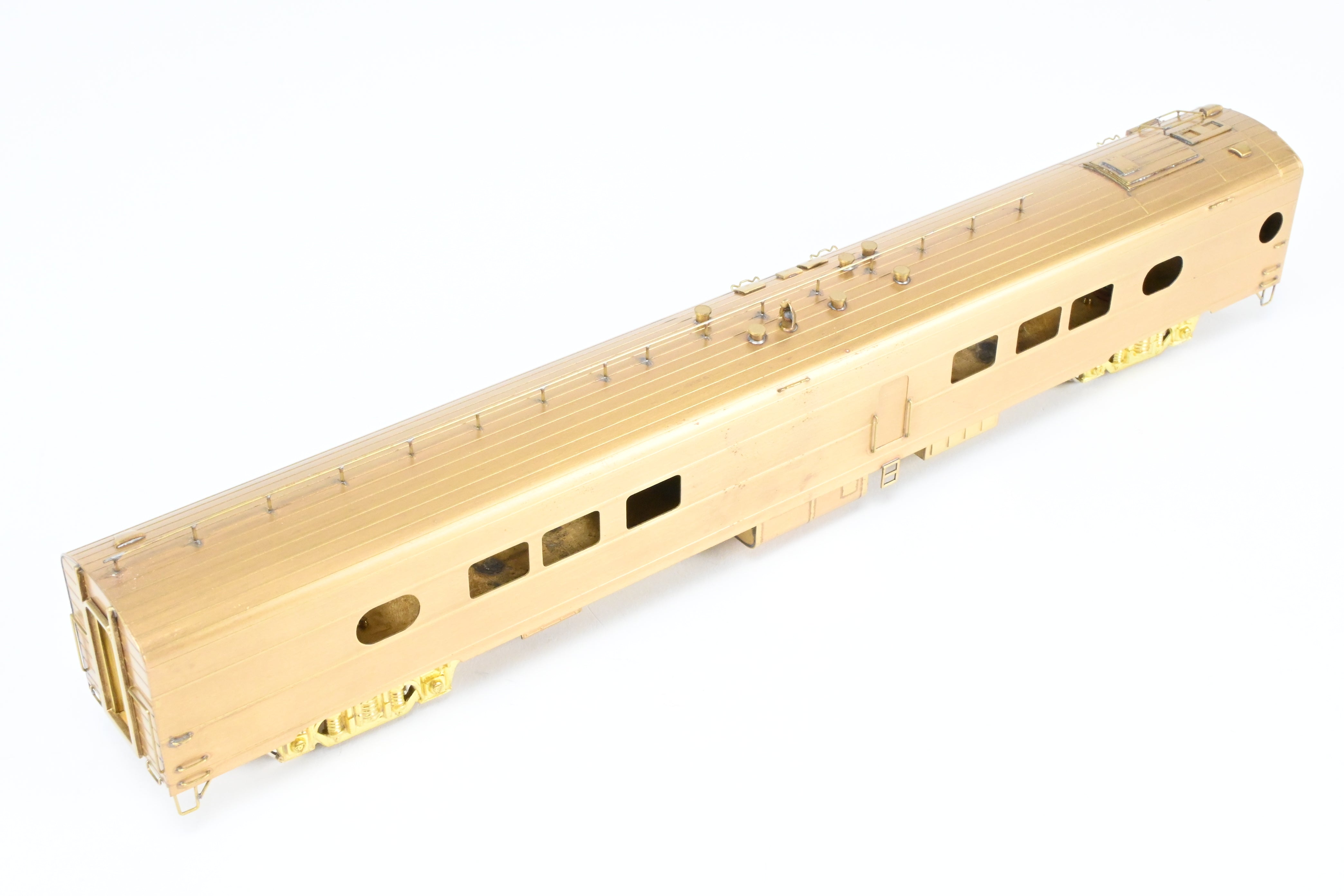 High - Quality HO Scale Brass Soho Model of Milwaukee Road #172 Coffee Shop Tap Lounge