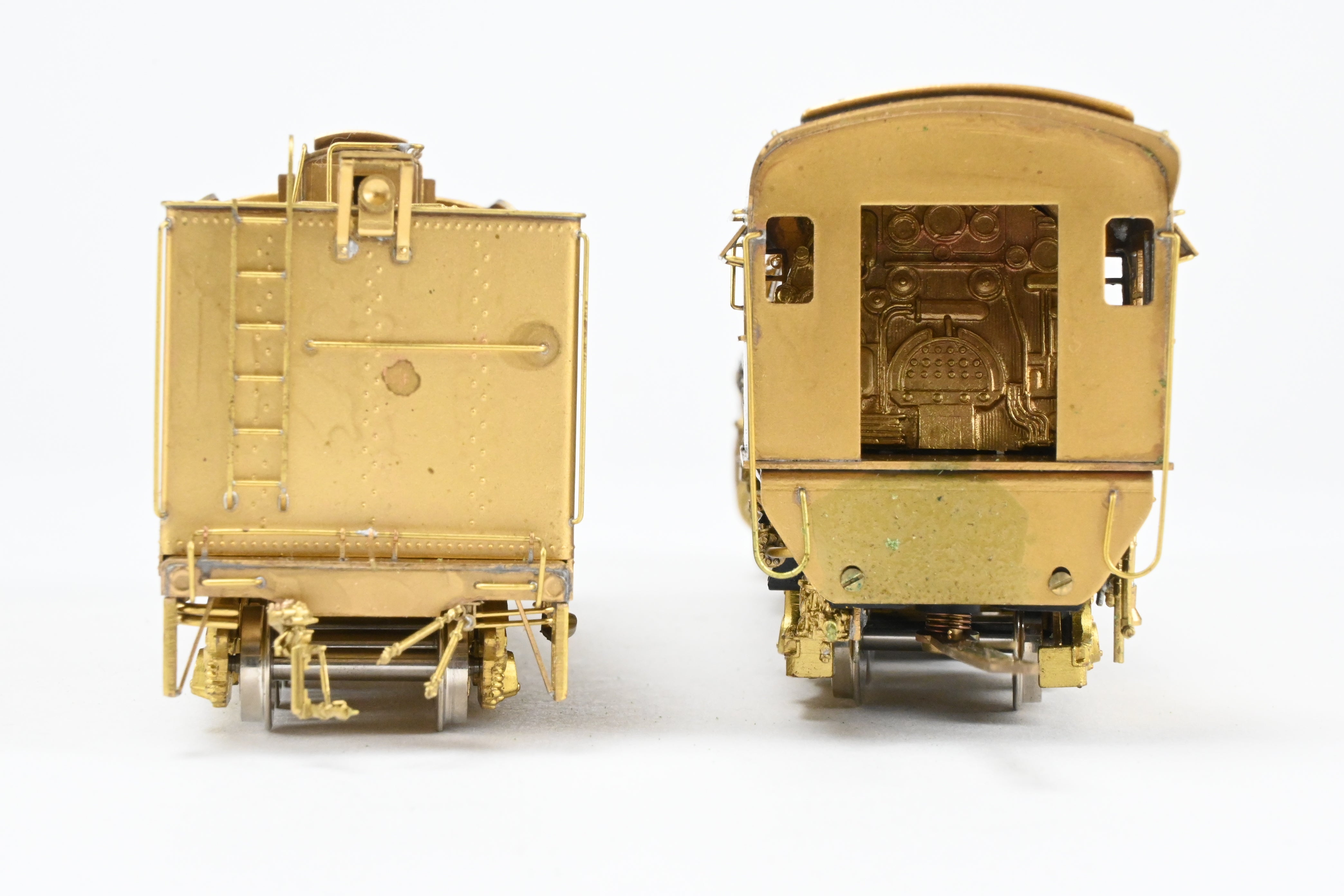 High - Quality HO Scale Brass PFM - Fujiyama Missouri Pacific 2200 Class 4 - 8 - 4 Steam Locomotive Model