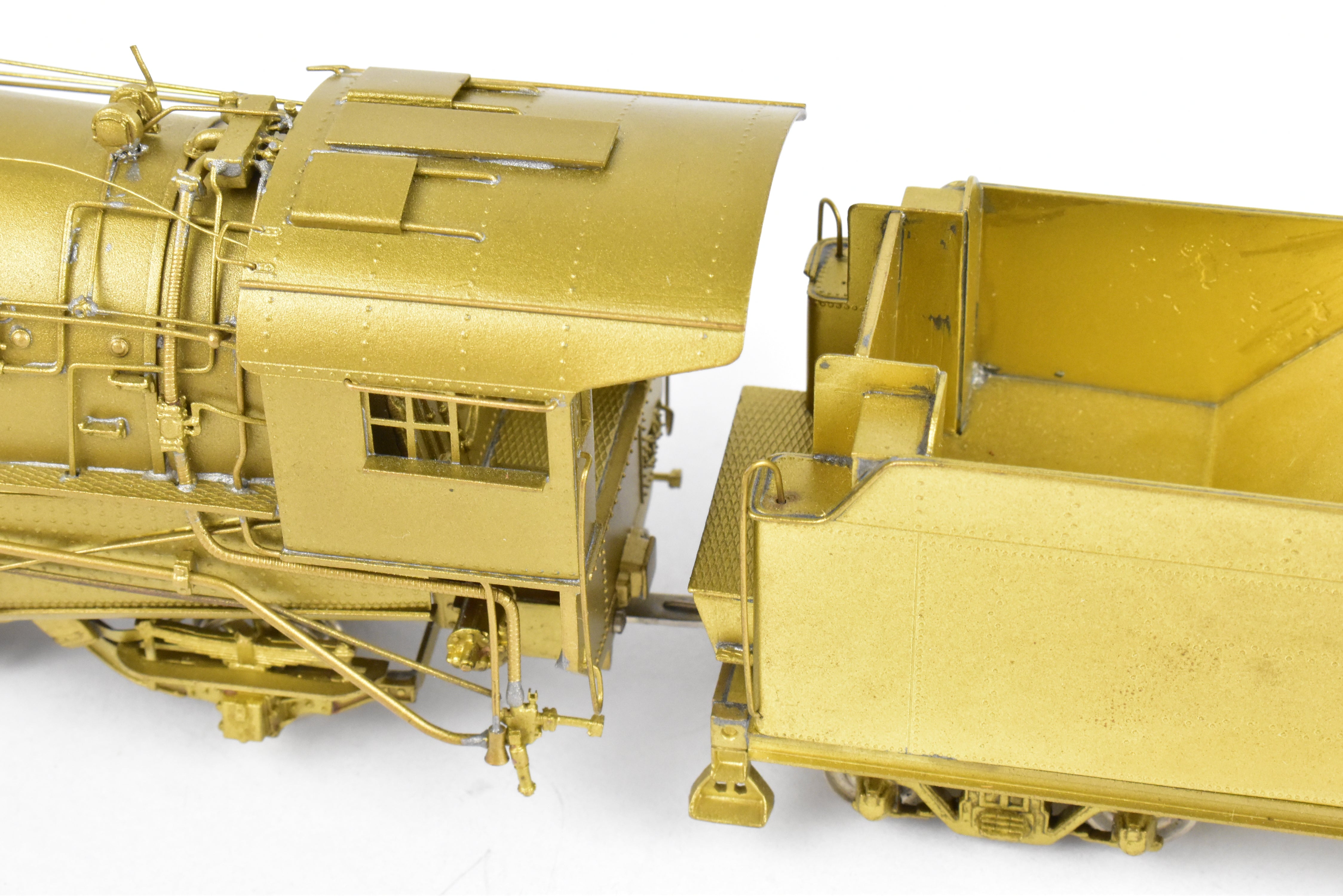 High - Quality HO Scale Brass Key Imports Model of United States Railway Administration (USRA) Various Roads Heavy 2 - 10 - 2 Steam Locomotive