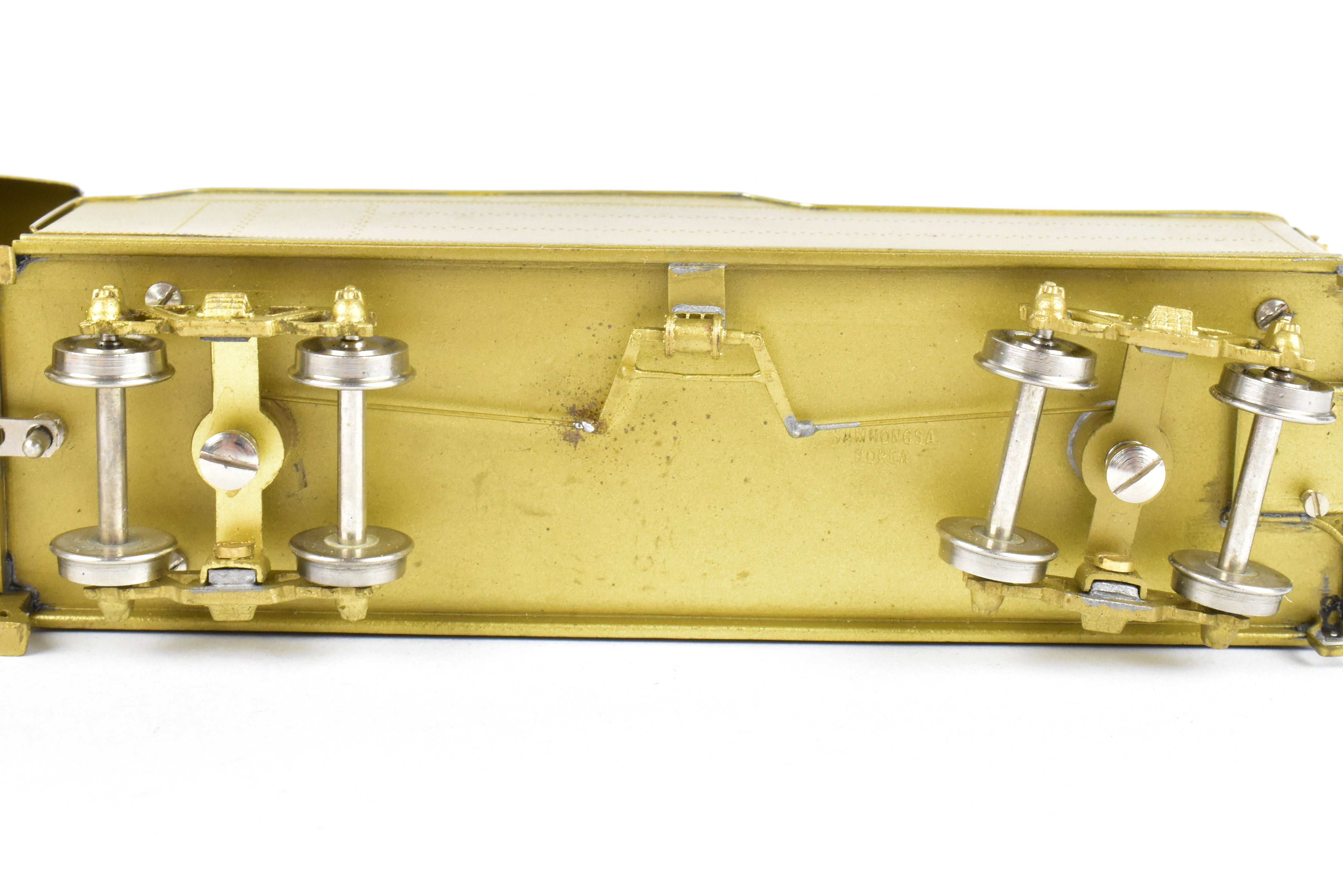 High - Quality HO Scale Brass Key Imports Model of United States Railway Administration (USRA) Various Roads Heavy 2 - 10 - 2 Steam Locomotive