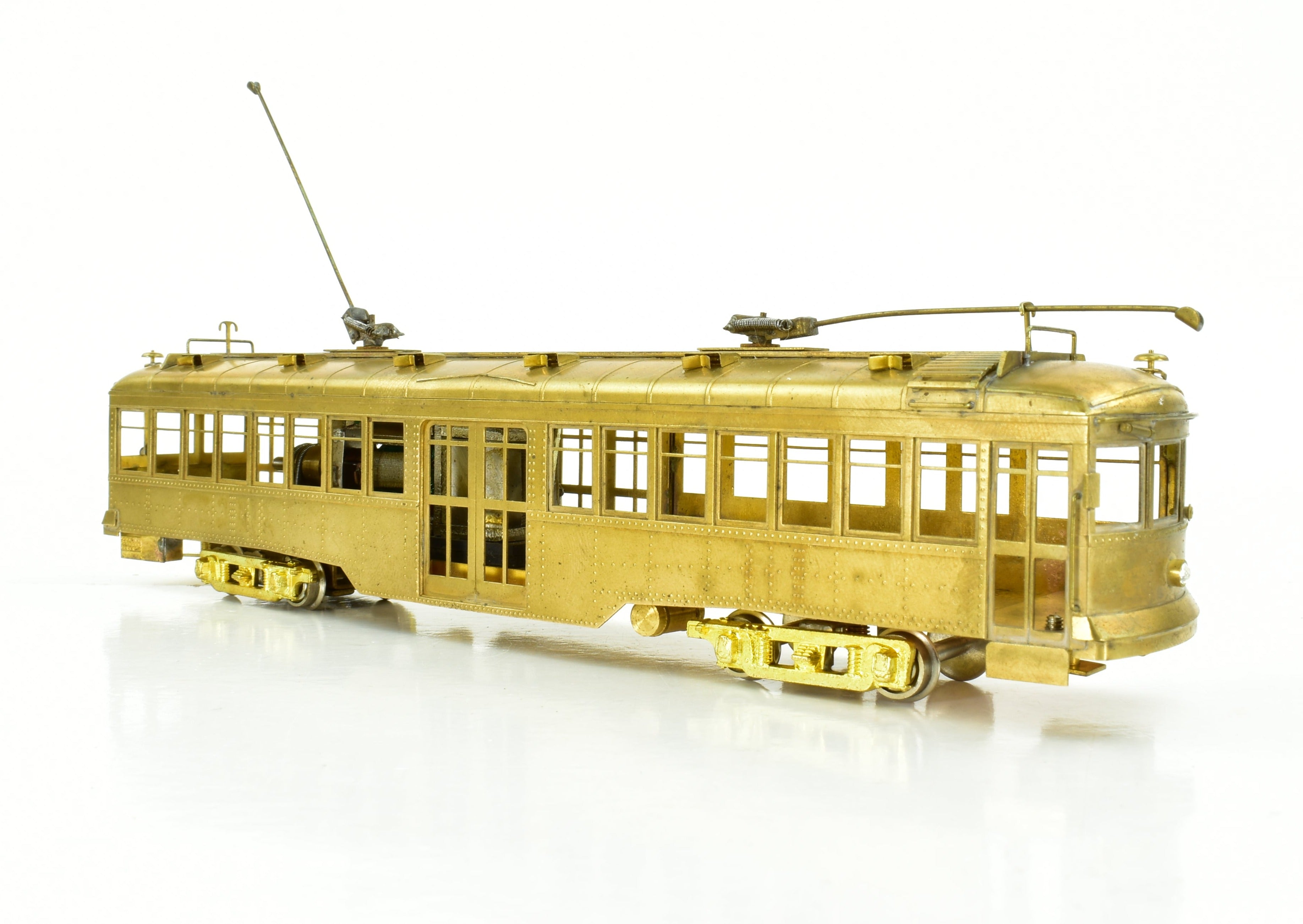 HO Scale Brass Suydam Pacific Electric Hollywood Car with Original Style Center Entrance - Authentic Model
