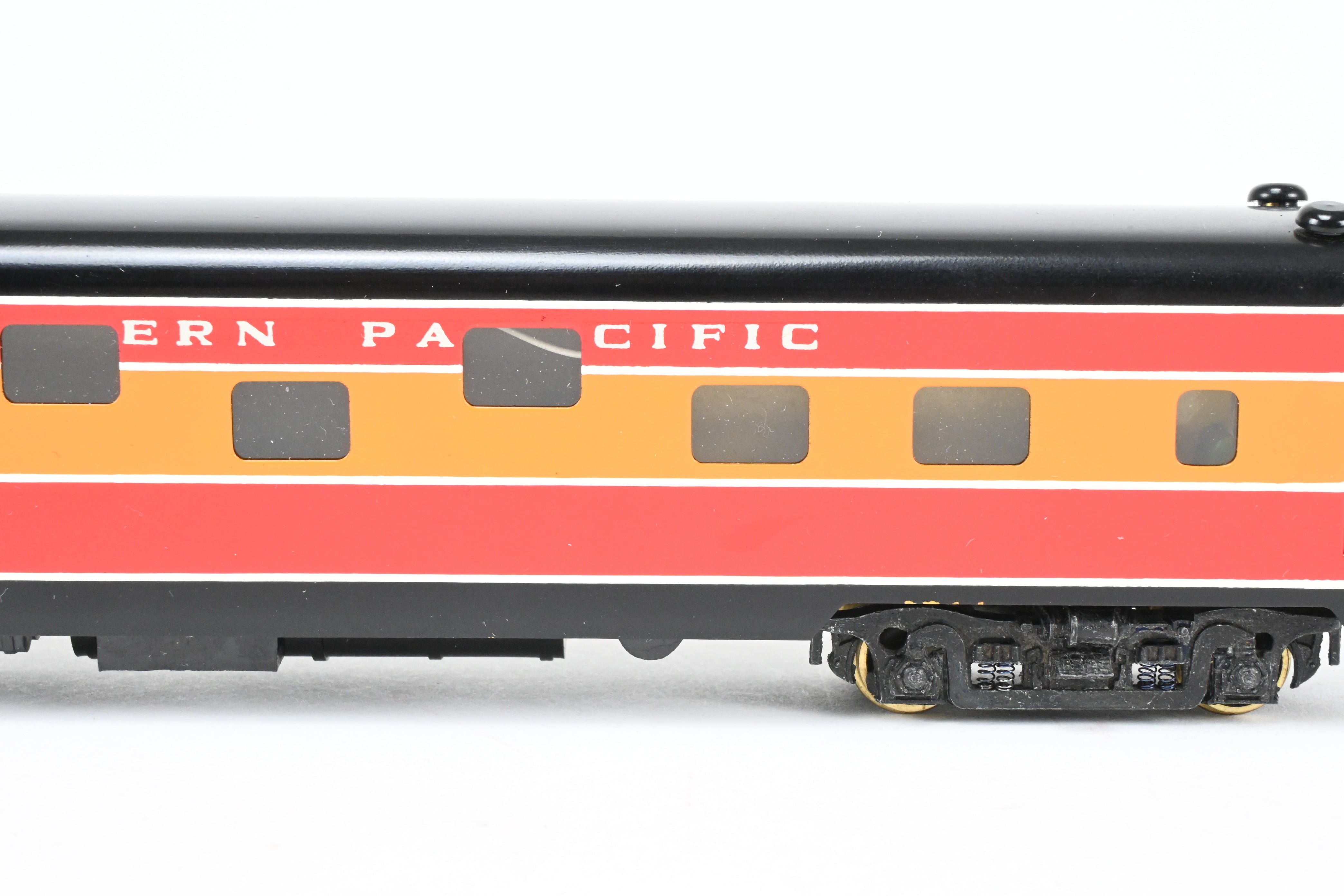 HO Scale Brass Passenger Car Model - Tenshodo SP Southern Pacific Sleeper Flush Side Factory - Painted Daylight Design