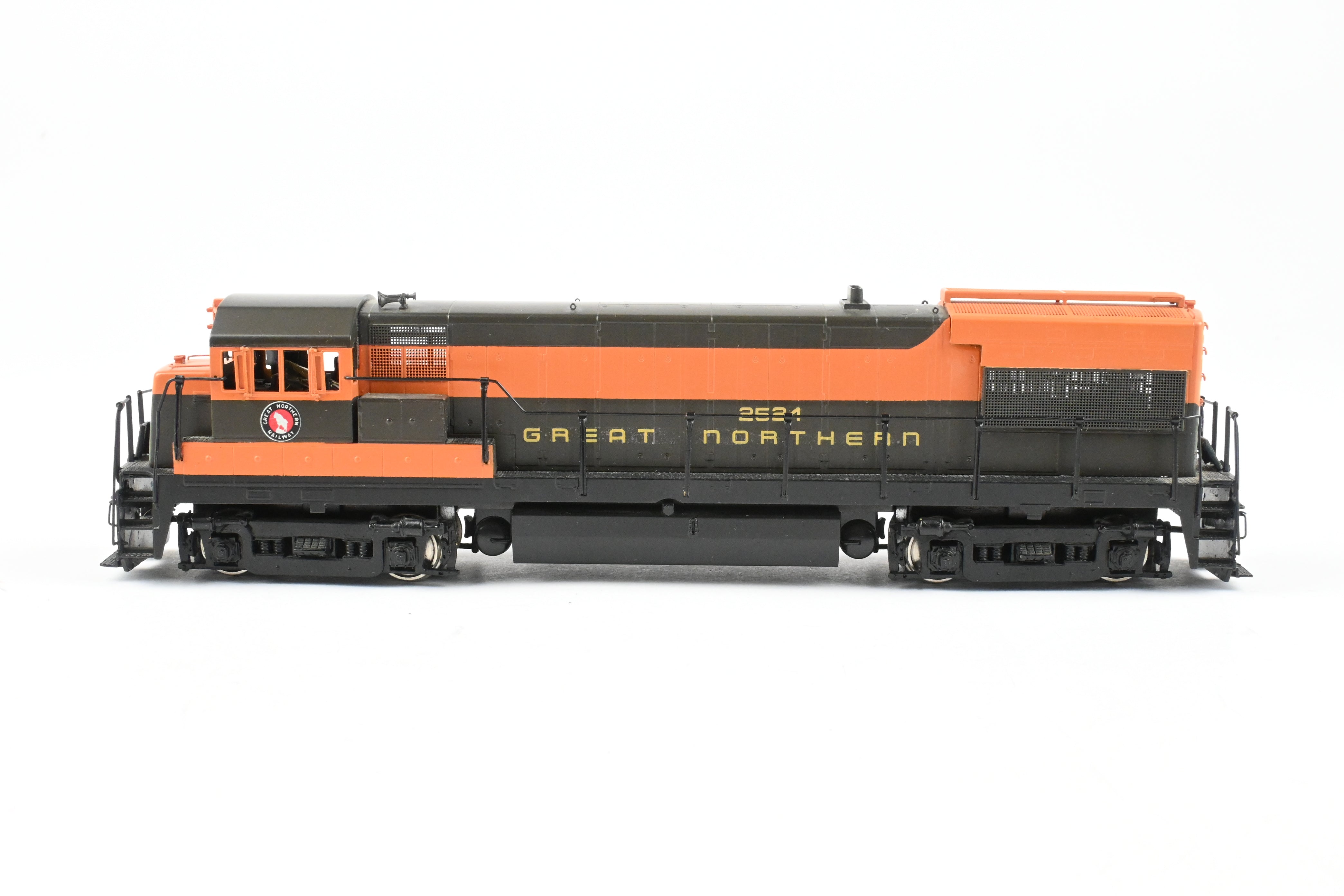 HO Brass Oriental Limited GN - Great Northern GE U-30B 3000HP Custom Painted Road Switcher #2524