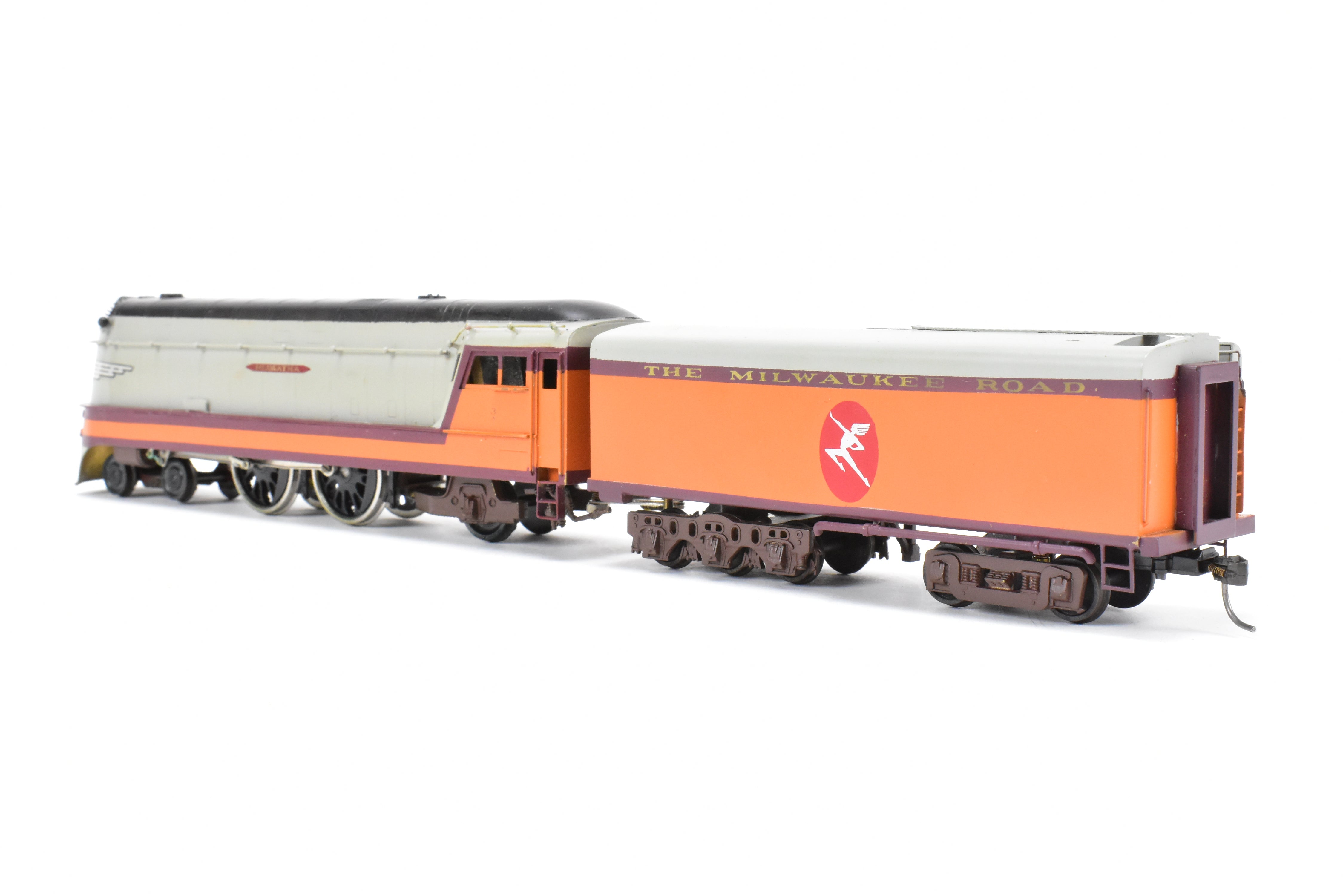 HO Scale Brass NPP Nickel - Plated Milwaukee Road Class A 4 - 4 - 2 Streamlined Hiawatha Atlantic w/Slight Foam Damage