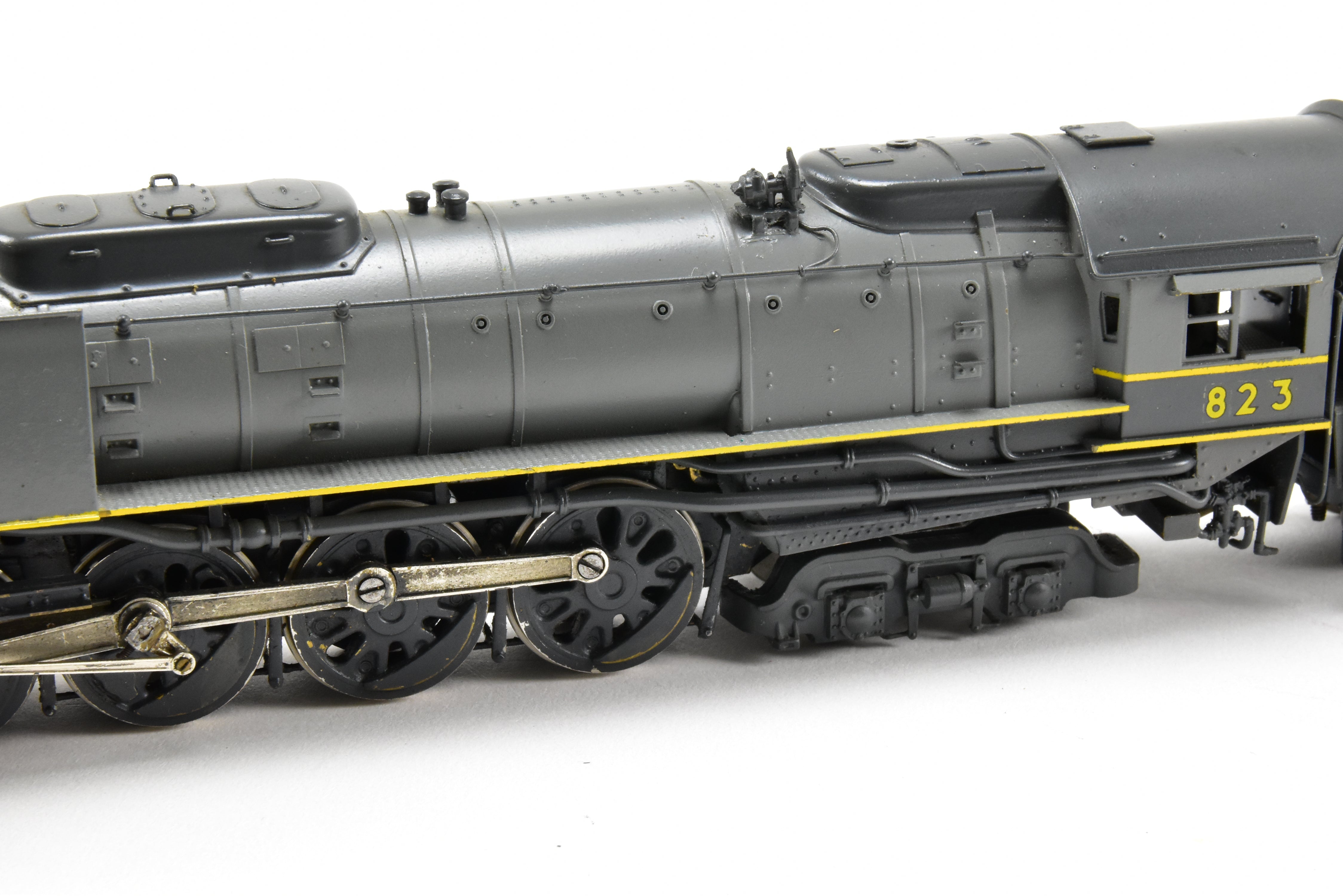 HO Scale Brass PFM Union Pacific 4-8-4 FEF-2 Northern #823 Custom Two-Tone Grey