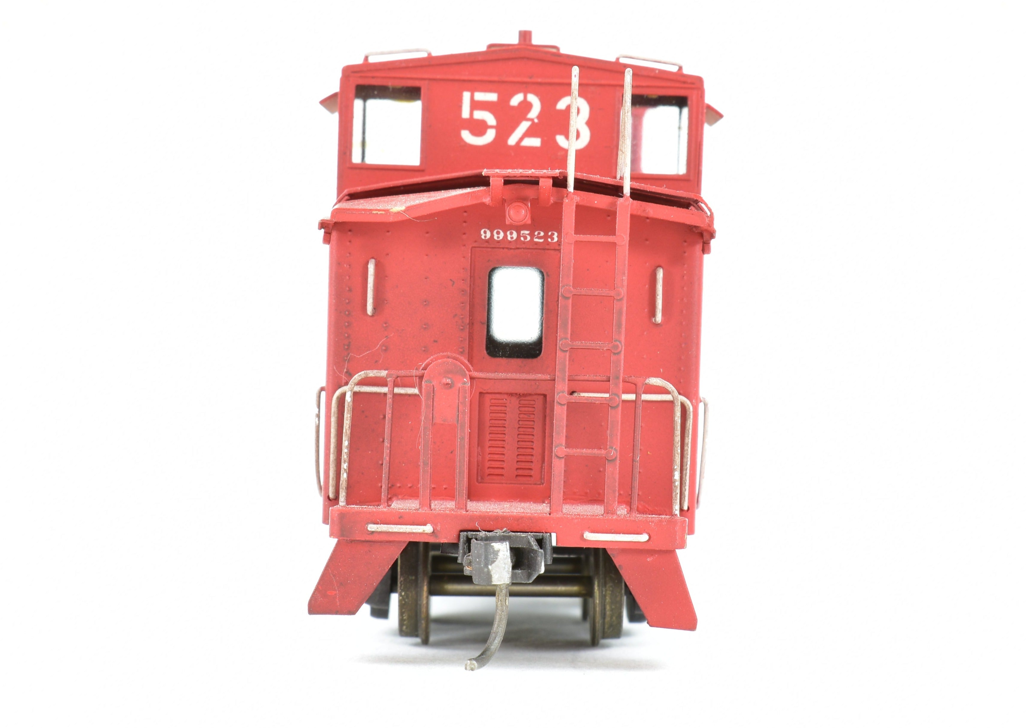 High - Quality HO Scale Brass Nickel - Plated (NPP) ATSF - Santa Fe CE - 2 Caboose Model with Custom Painted Finish