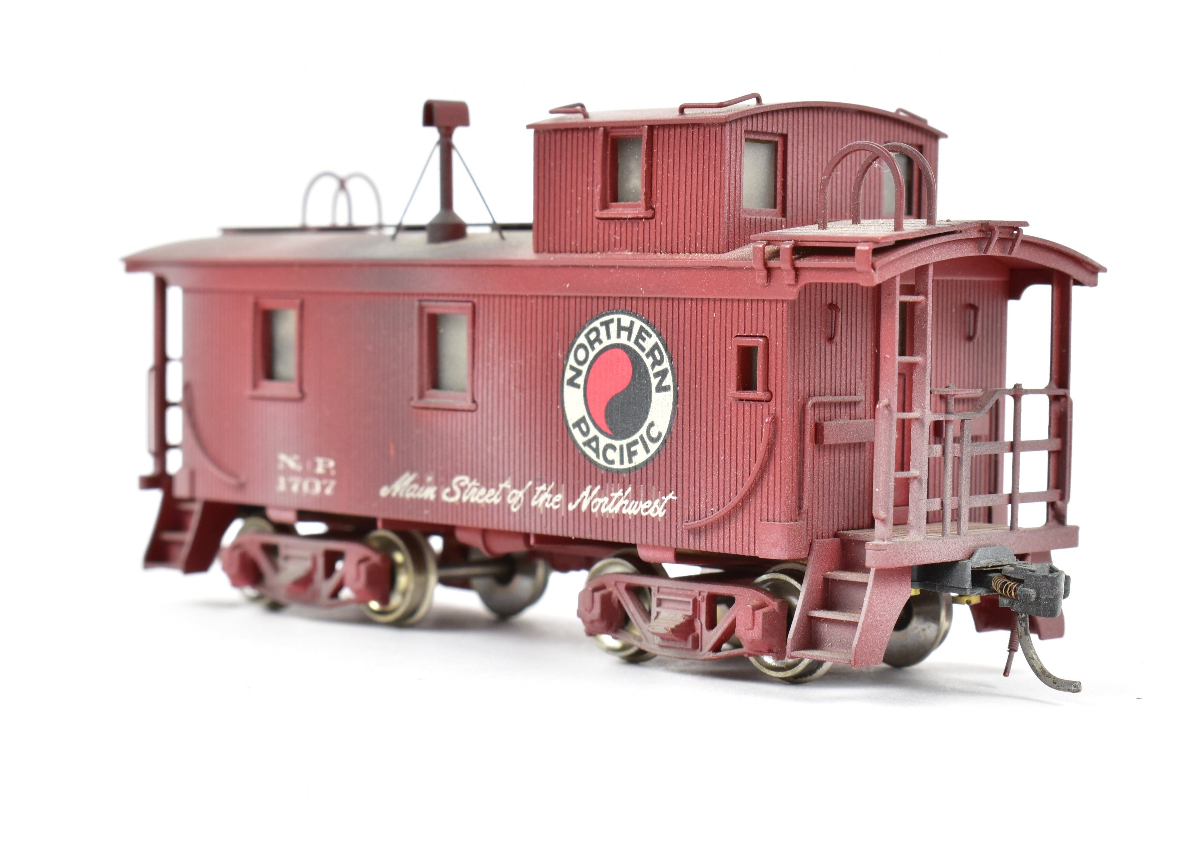 Custom Painted HO Brass NWSL - Northwest Short Line NP - Northern Pacific Wood Caboose