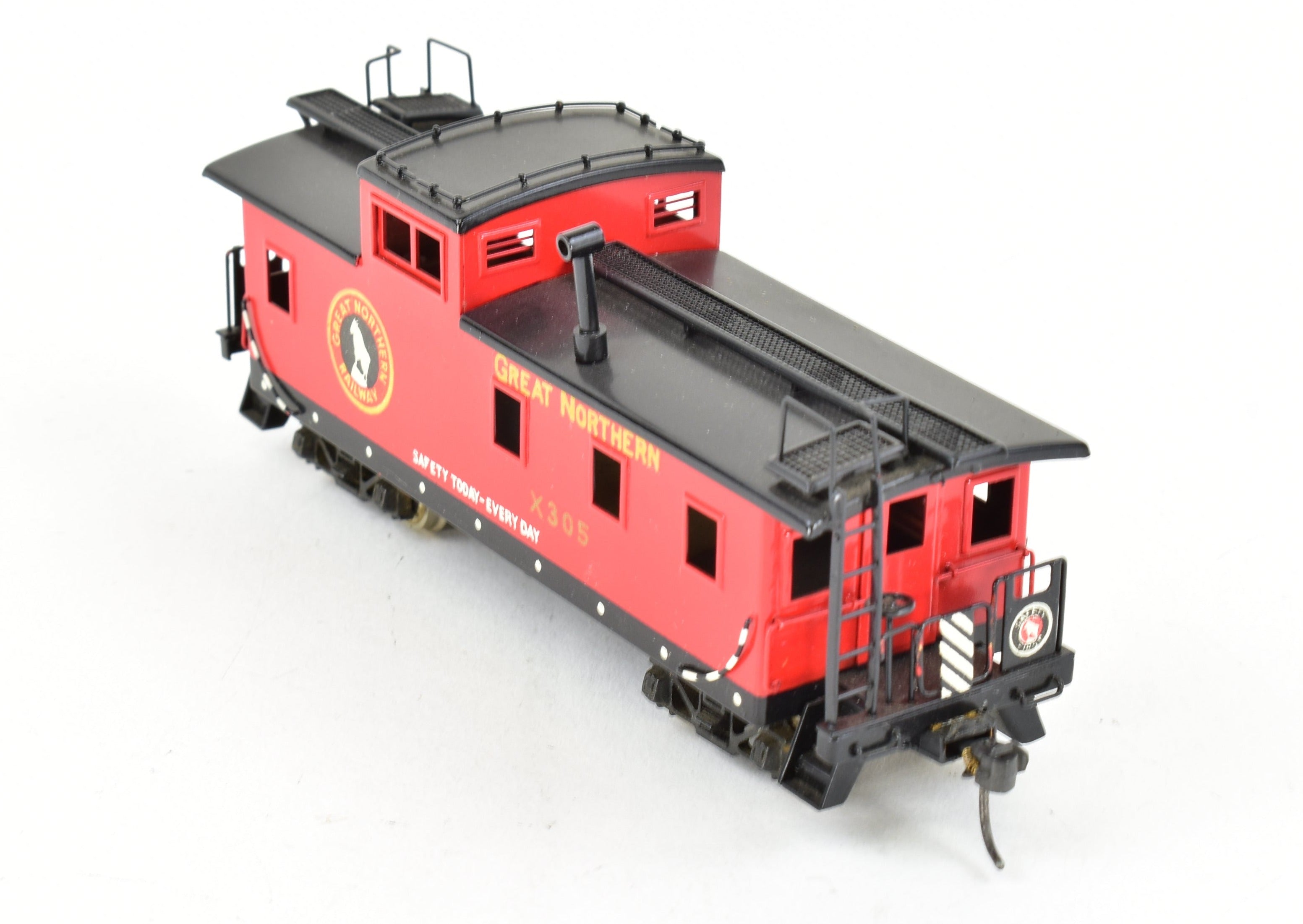 HO Scale Brass PFM - Tenshodo GN - Factory Painted Great Northern Steel Caboose Model