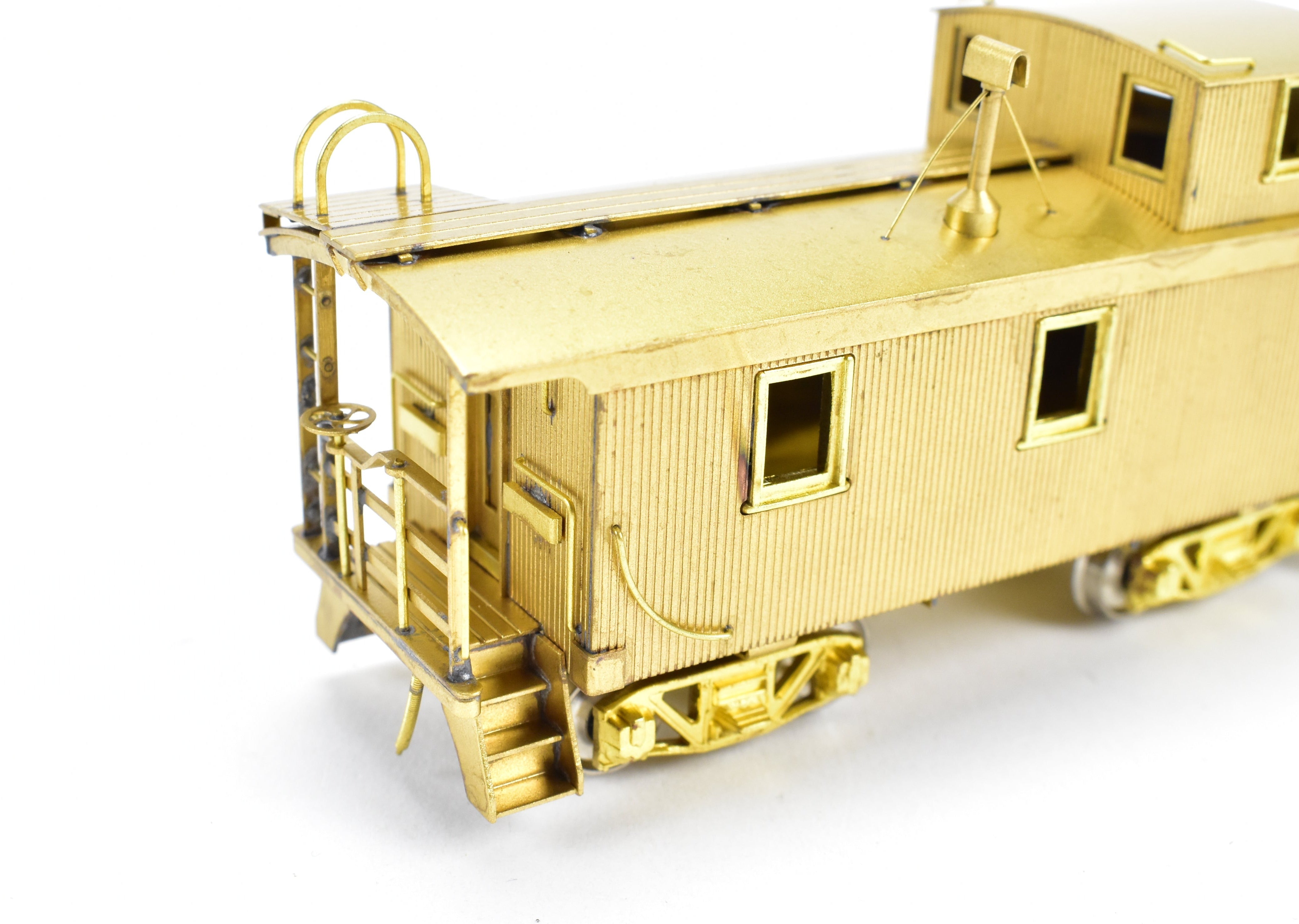 HO Brass NWSL - NP Northern Pacific 1700 Series Wood Caboose Model
