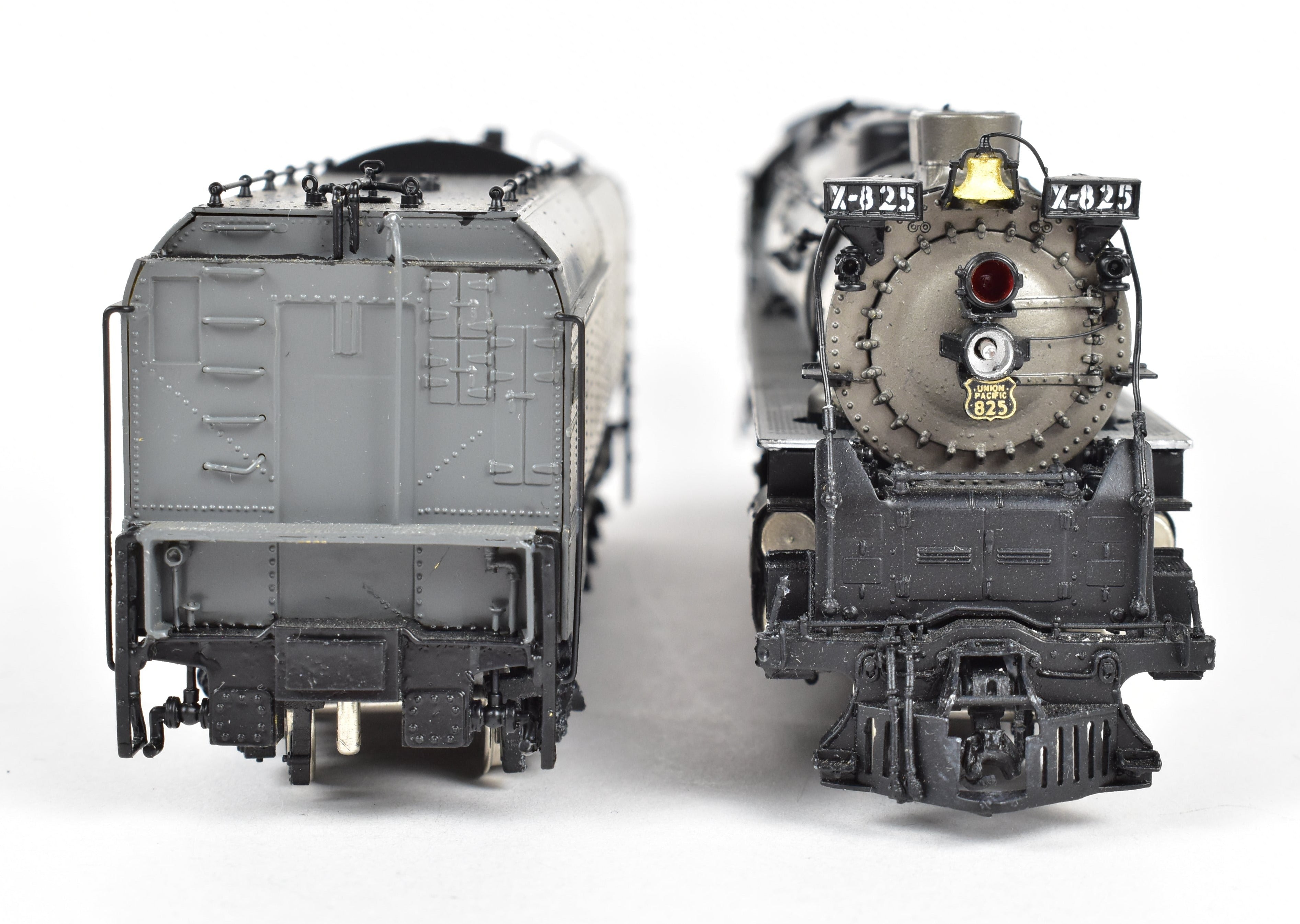 HO Brass Key Imports Union Pacific 4-8-4 FEF-2 Oil Version Grey No. 825 CS 59