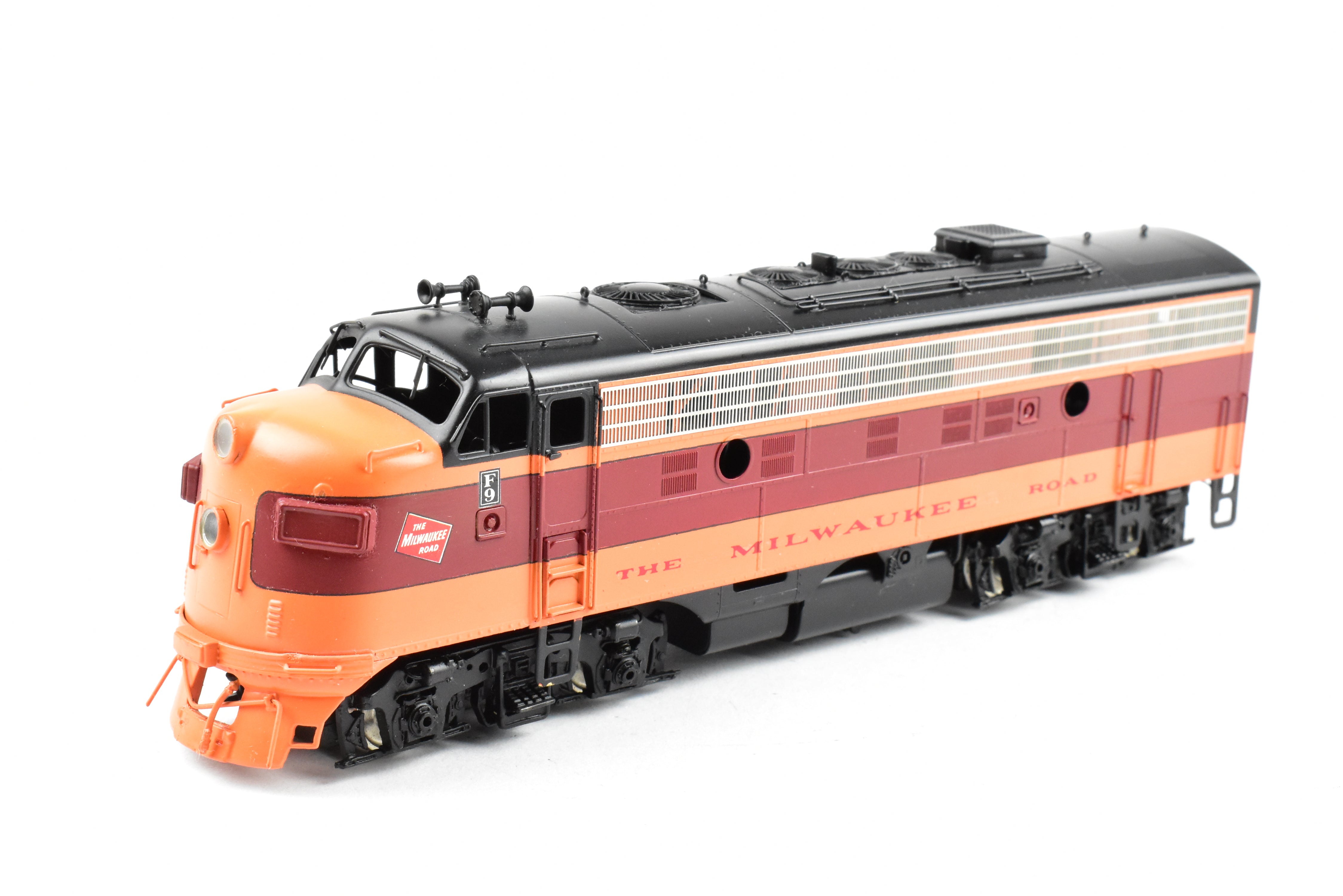 HO Scale Brass Milwaukee Road EMD F9A/F9B Lettered But Un - numbered Models