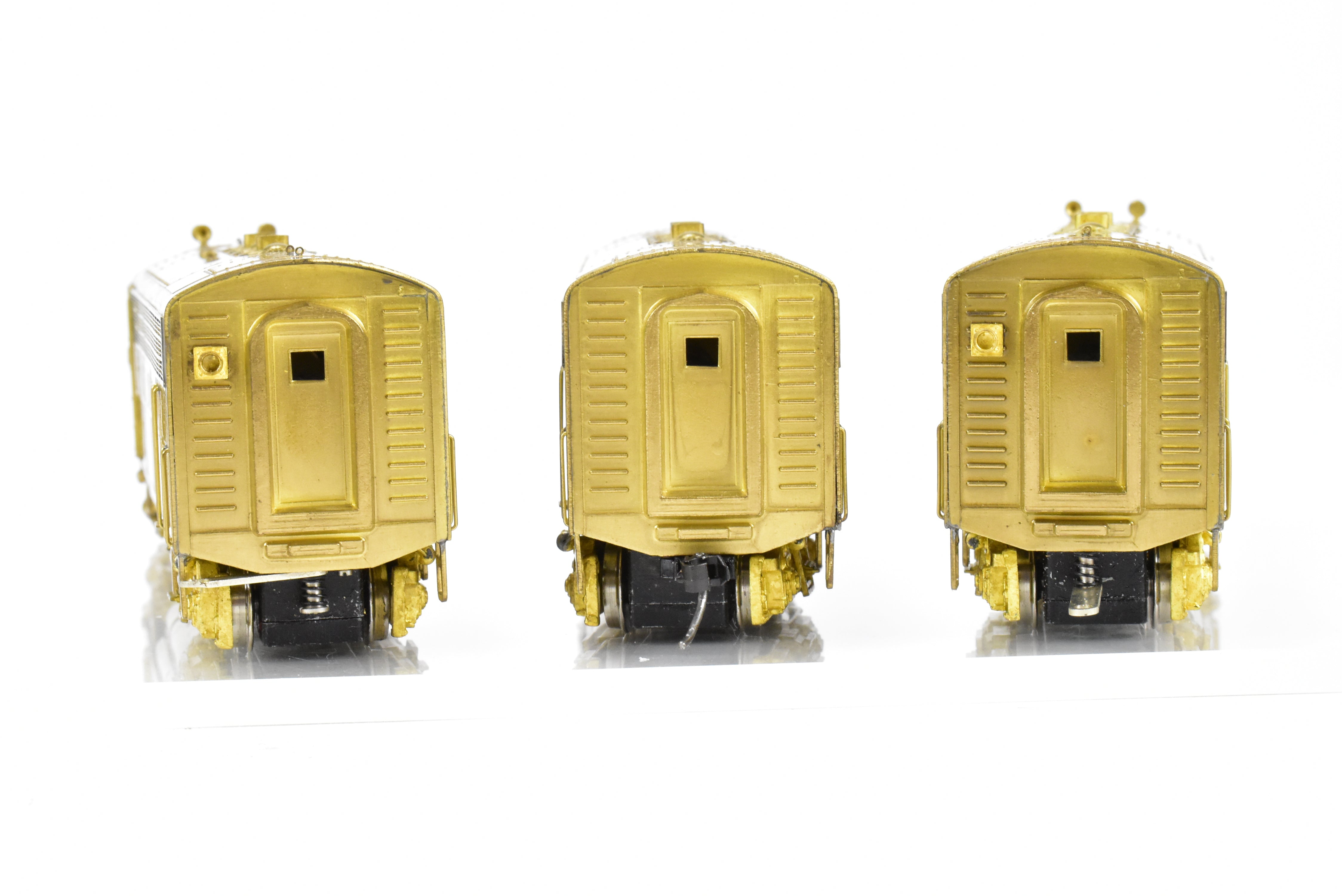 HO Scale Brass Oriental Limited Model Train Various Road EMD F3A/F3B/F3A Phase IV 1500 HP 3-Unit Set for Collectors