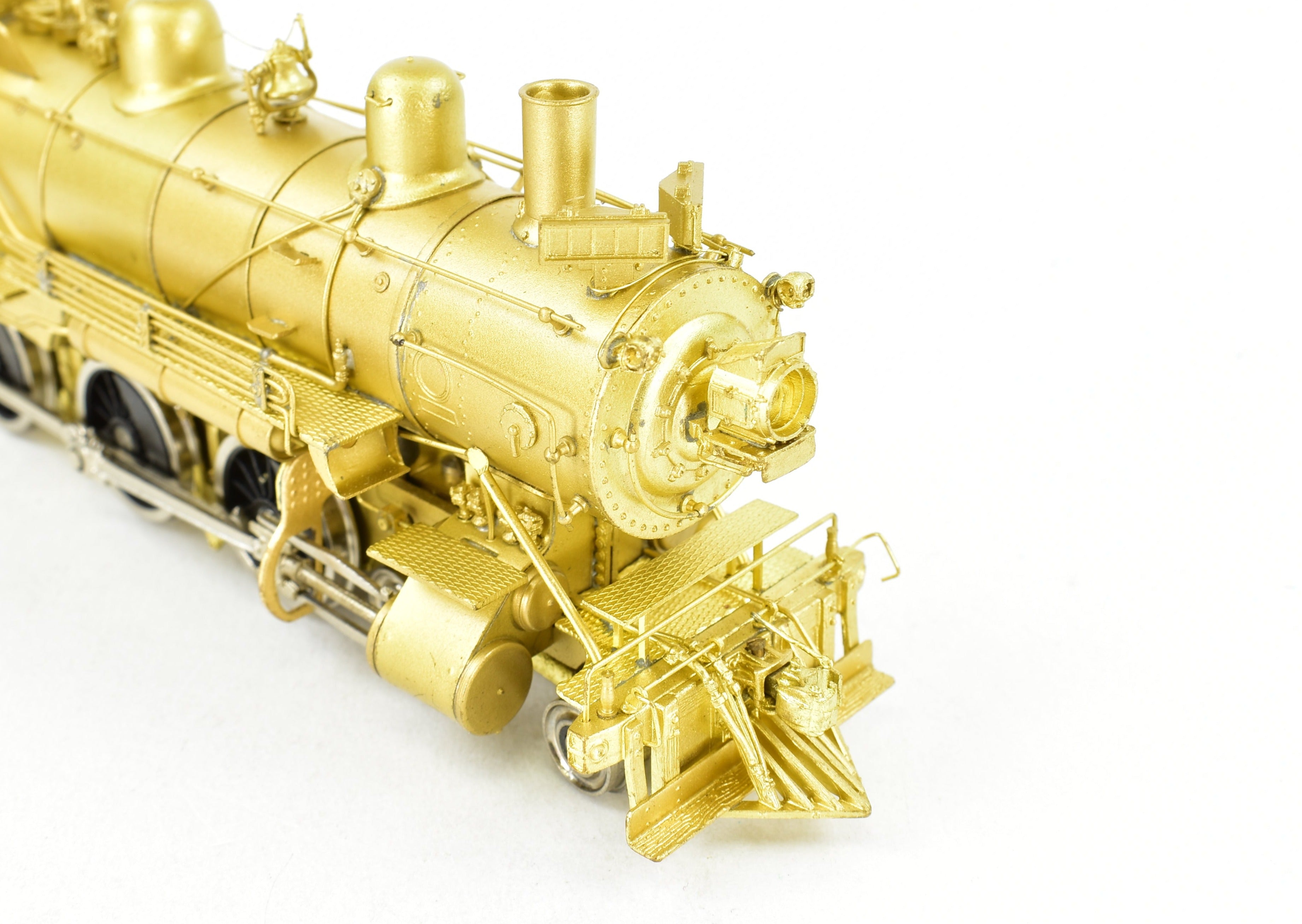 HO Scale Brass Pacific Fast Mail Model - Samhongsa NP - Northern Pacific S - 4 Class 4 - 6 - 0 Ten Wheeler Locomotive