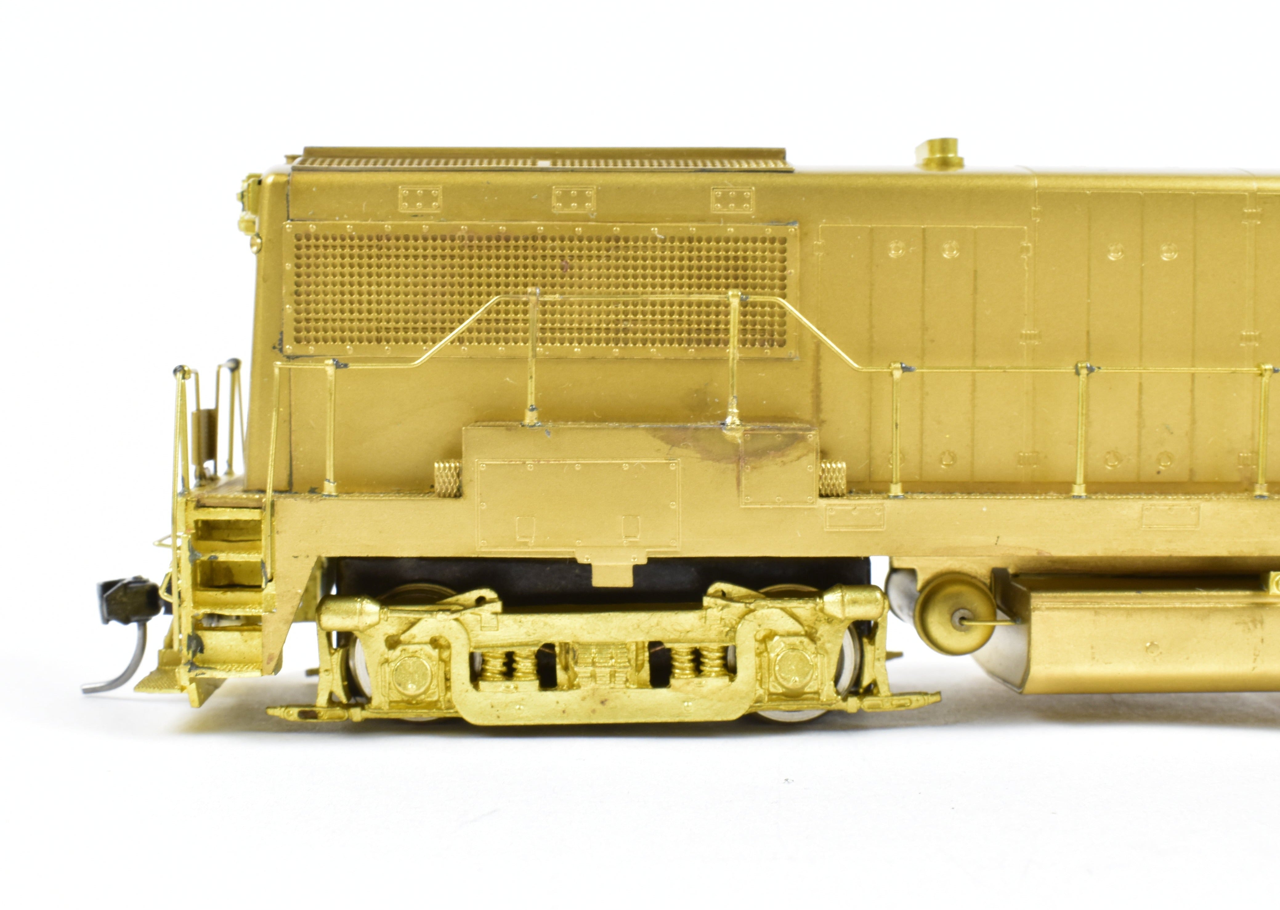 High - Quality HO Scale Brass Model of GE U - 25B 2500 HP Low Hood Intermediate Locomotive from Oriental Limited for Various Railroads