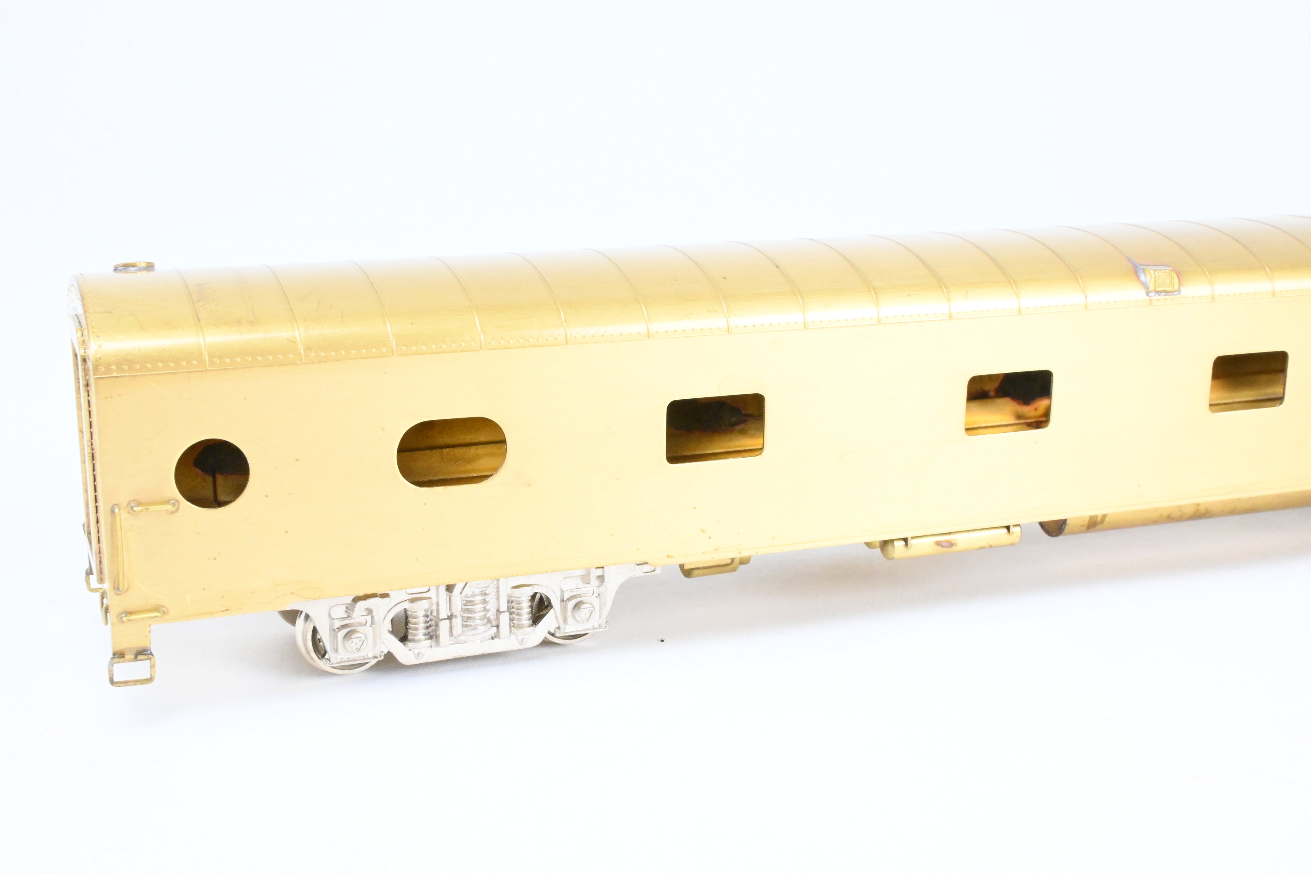 HO Brass Soho Milwaukee Road Lake Series Sleeper Model with Spare Parts