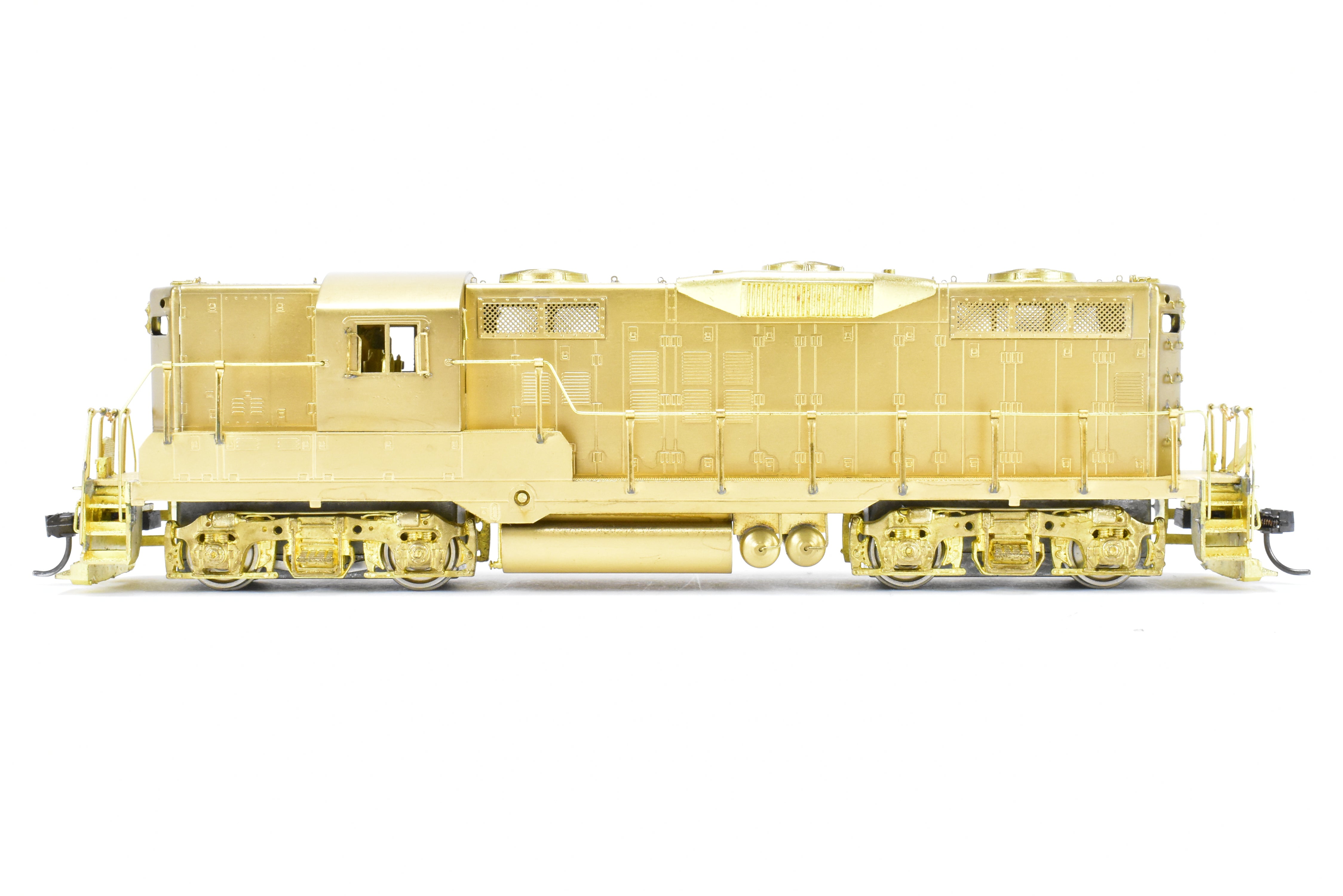 HO Brass Oriental Limited EMD GP9 1750 HP Late Version with 48 Fans & Dynamic Brakes