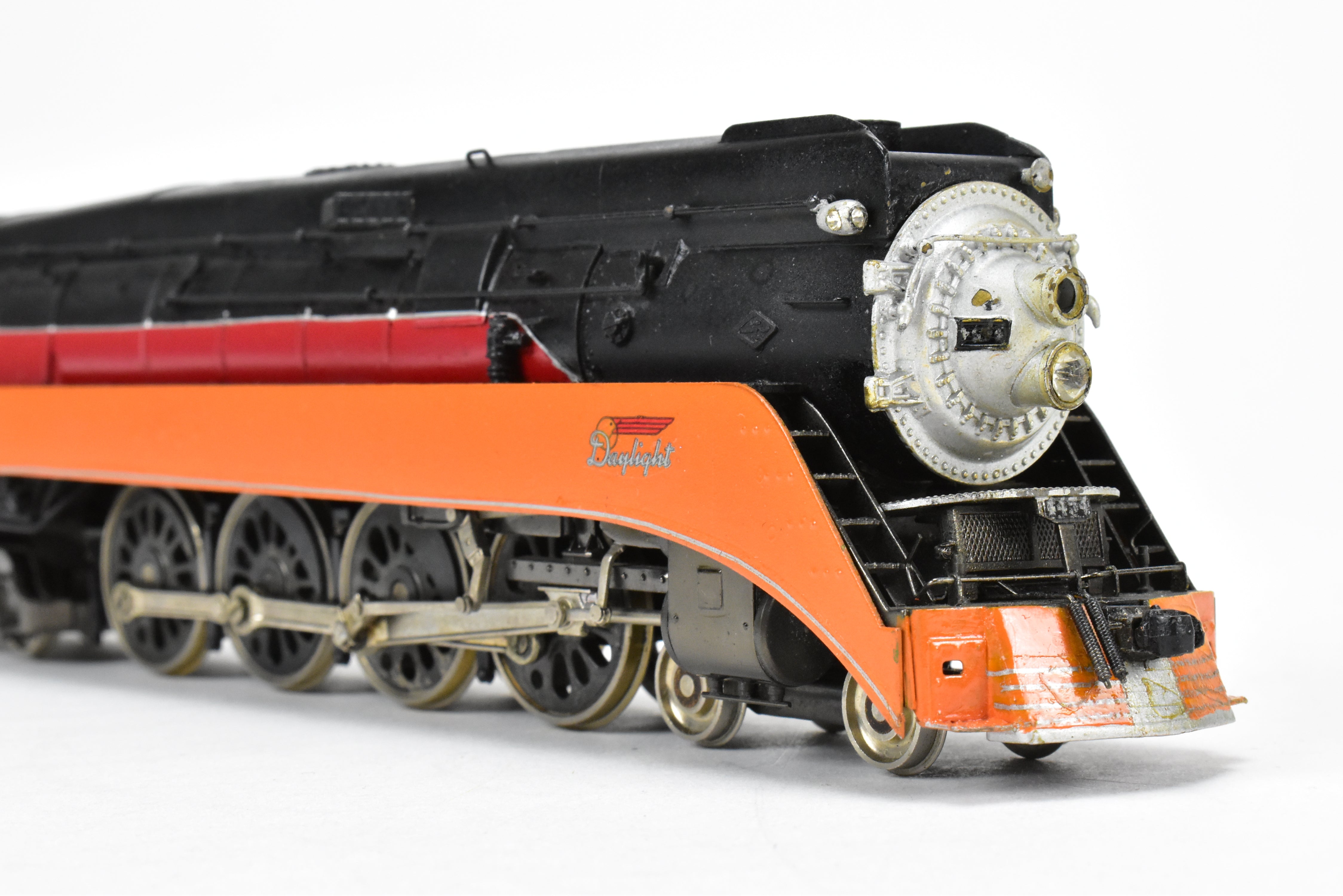 HO Scale Brass Model Train - Max Gray SP Southern Pacific Class GS - 4 4 - 8 - 4 Skirted CP Daylight Locomotive #4454