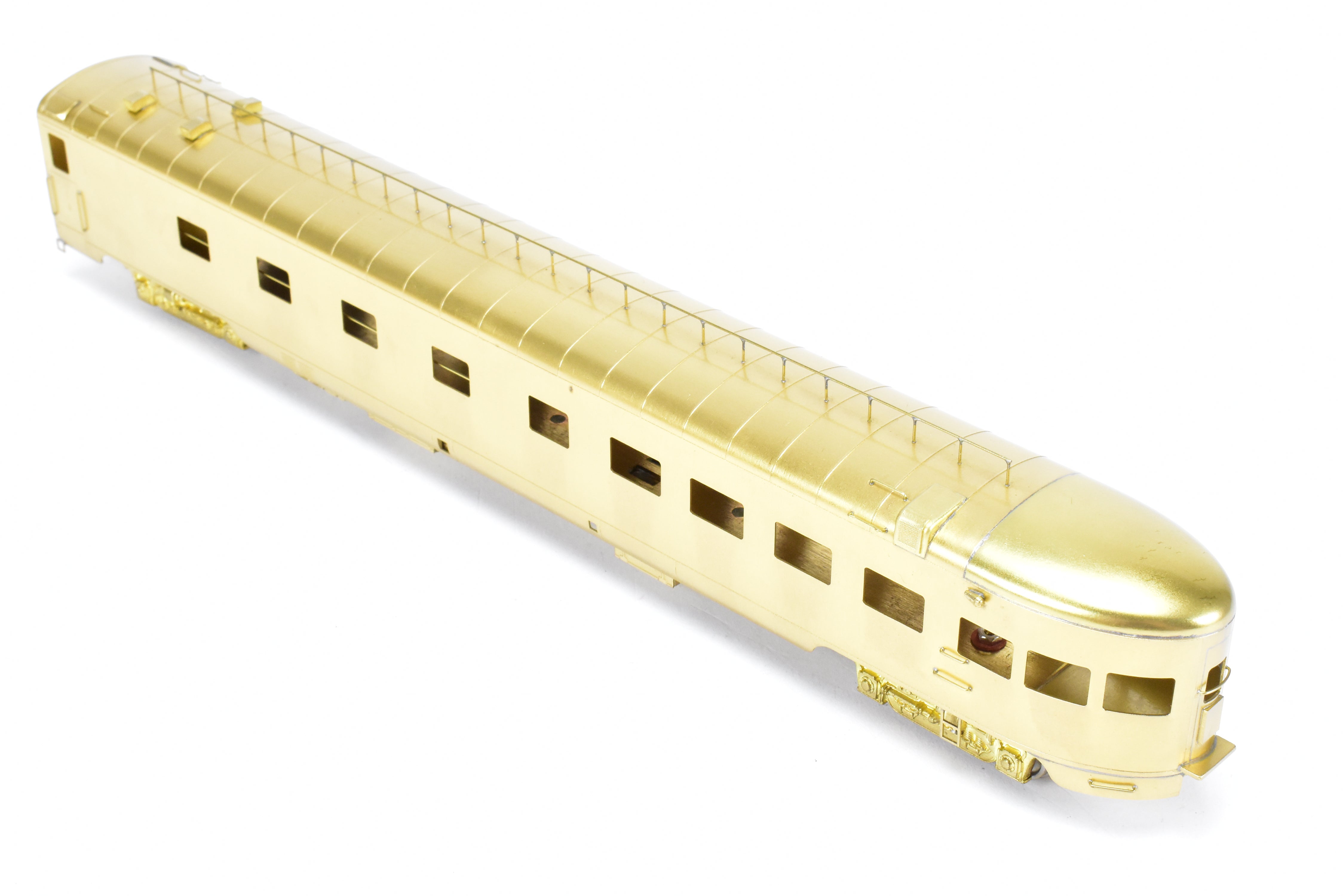 HO Scale Brass Model Train - Oriental Limited NP - Northern Pacific North Coast Limited Buffet Lounge Observation Car 390 with Skirts