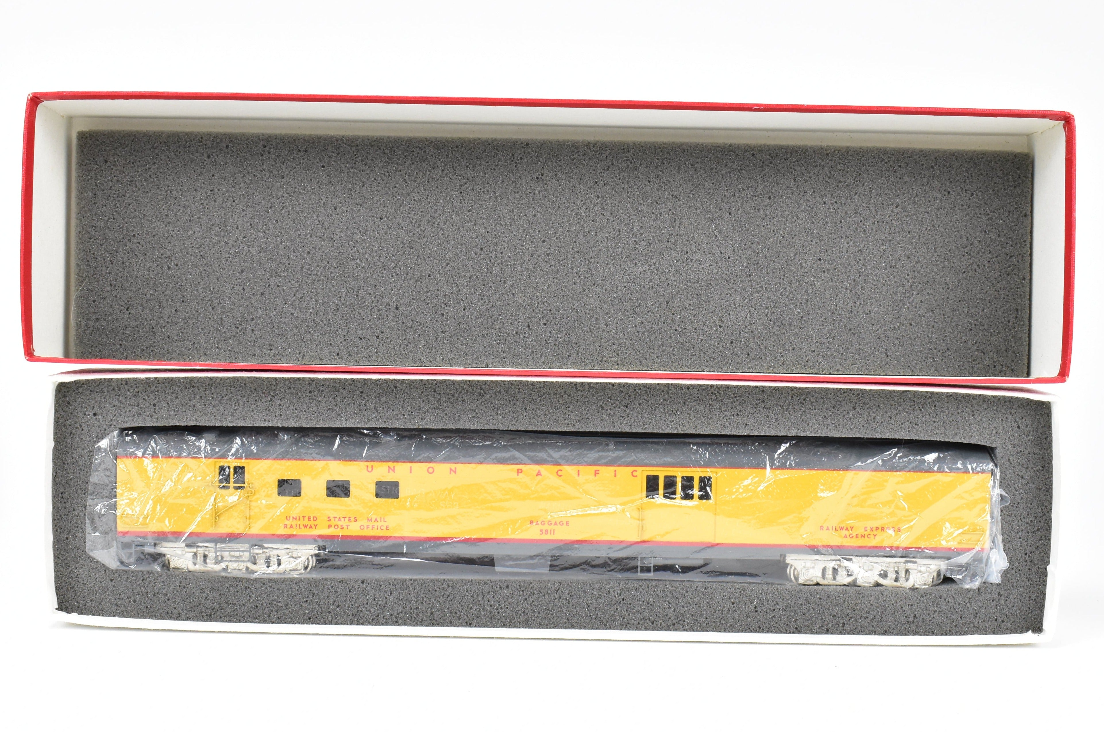 High - Quality HO Scale Brass Baggage RPO CP Model of Union Pacific ACF 1949 #5811 by S. Soho & Co.