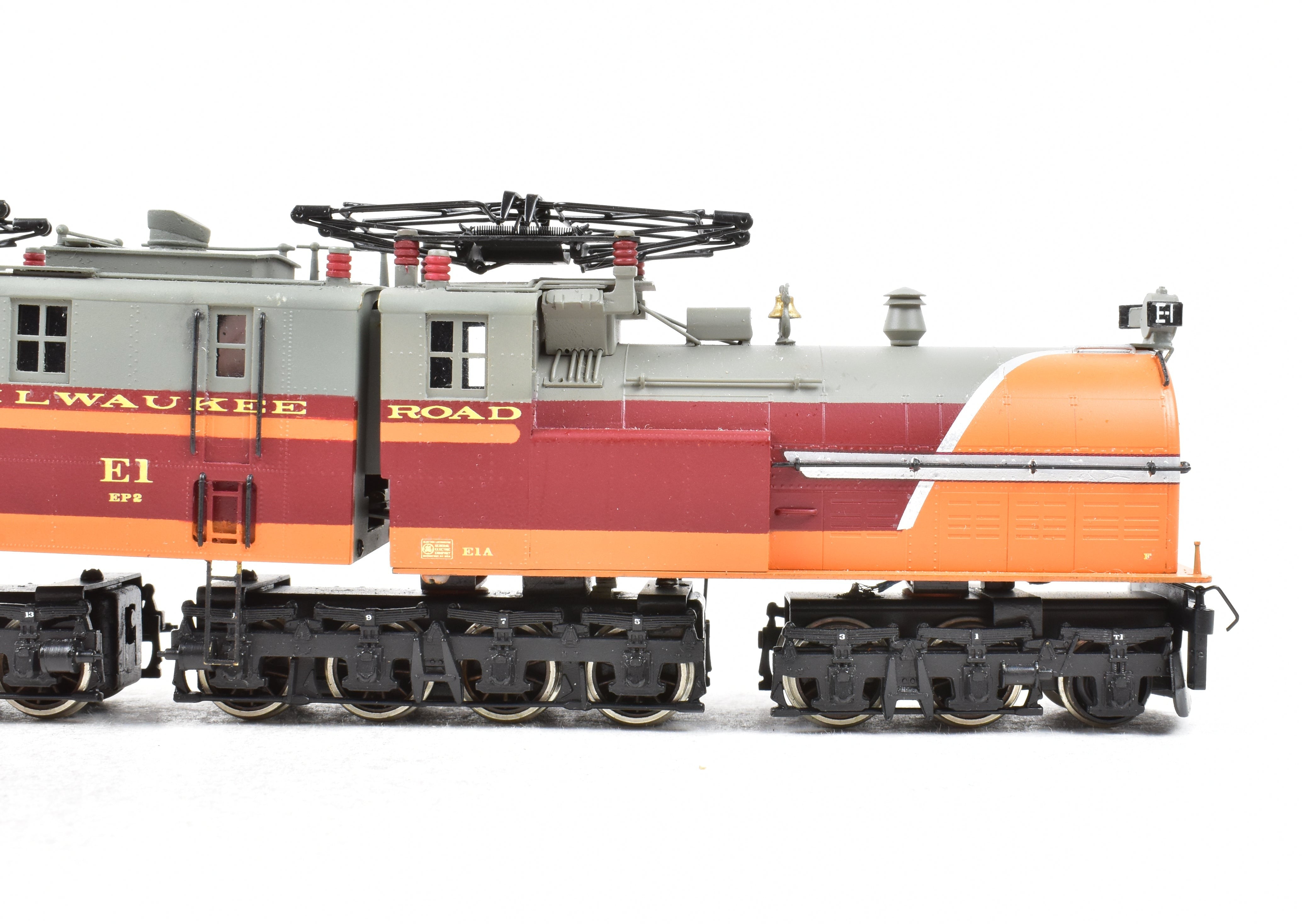 High - Quality HO Scale Custom Brass Milwaukee Road EP - 2 BI - Polar Gearless Electric Model Train Pro - Painted No. E1