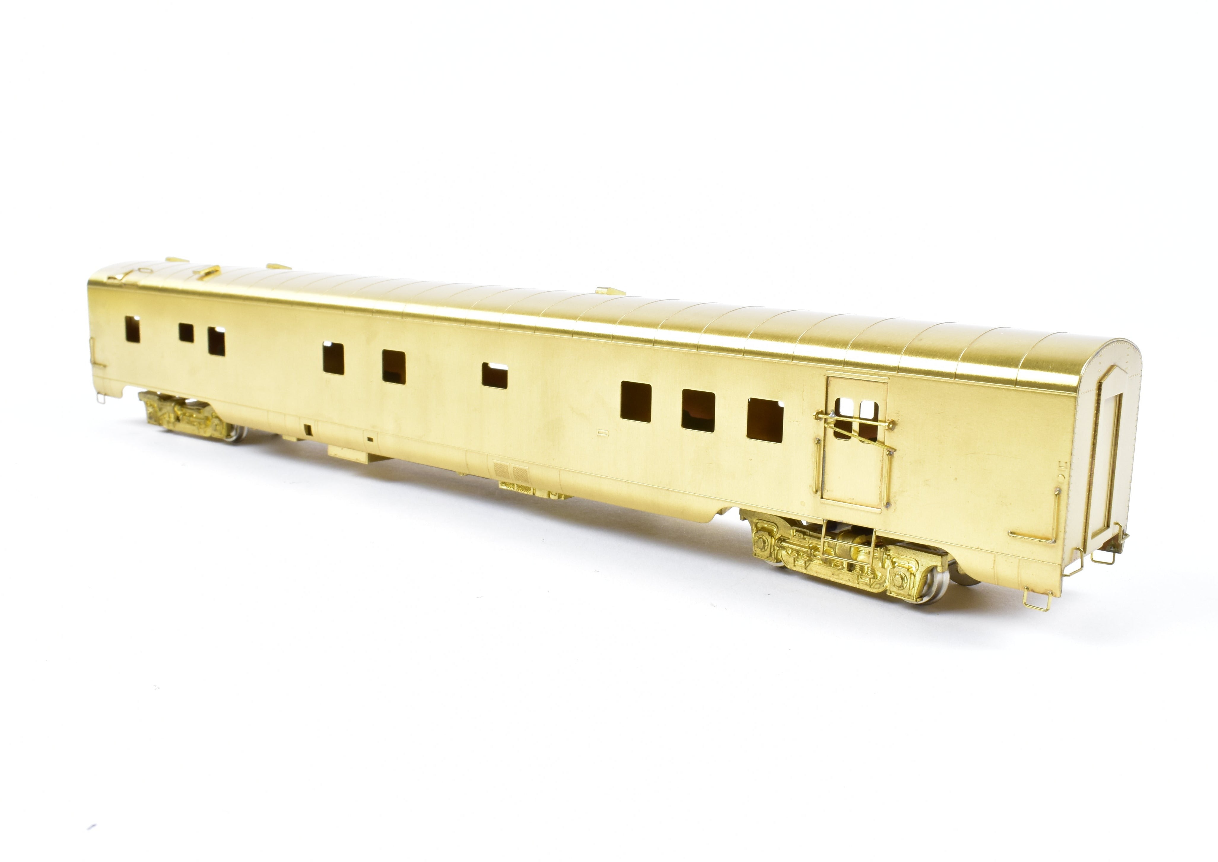 HO Scale Brass Model of the Oriental Limited's Northern Pacific North Coast Limited Mail - Dormitory Car #425 with Skirts