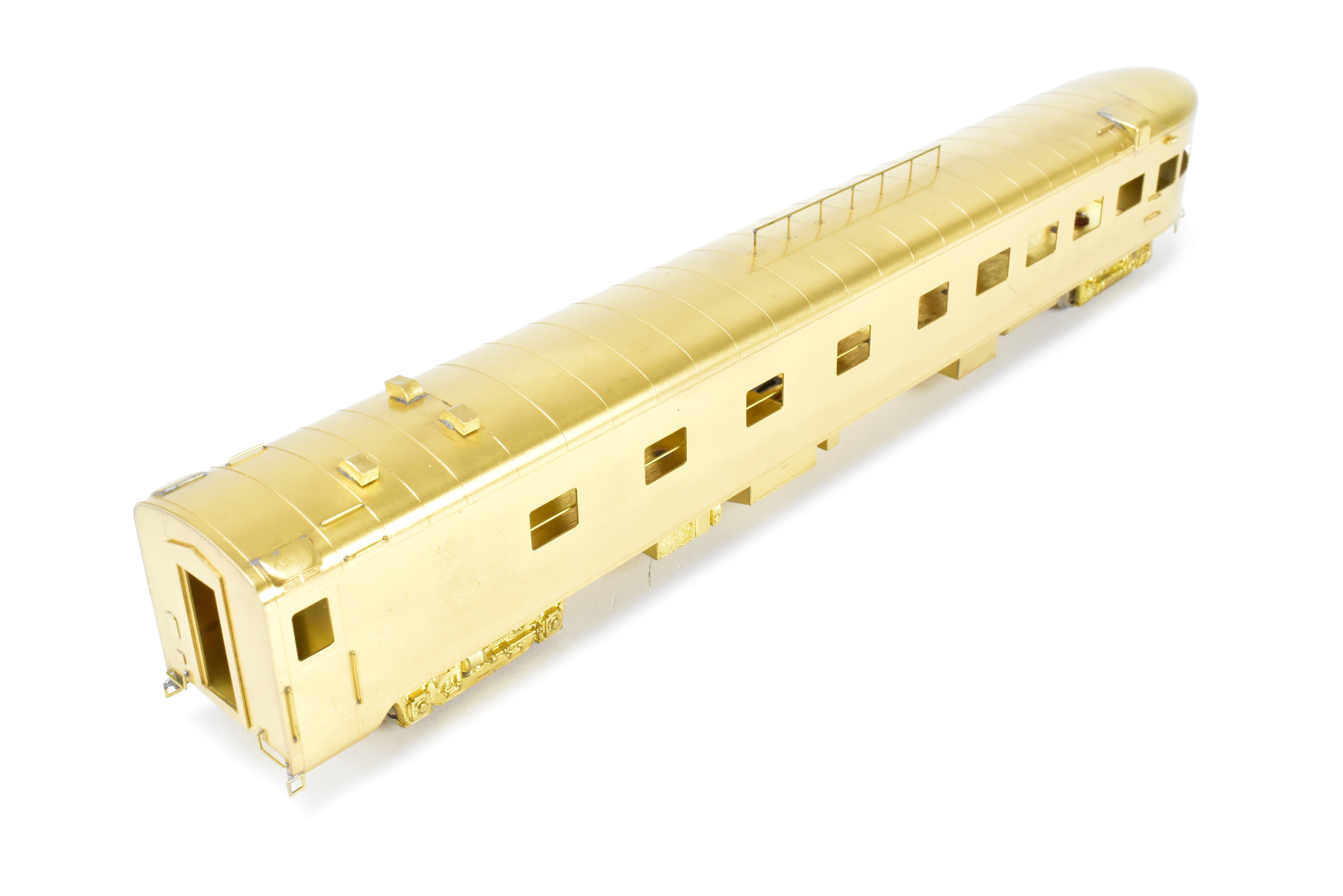 HO Scale Brass Model of the Oriental Limited Northern Pacific North Coast Limited Sleeper Observation Car #390 without Skirts