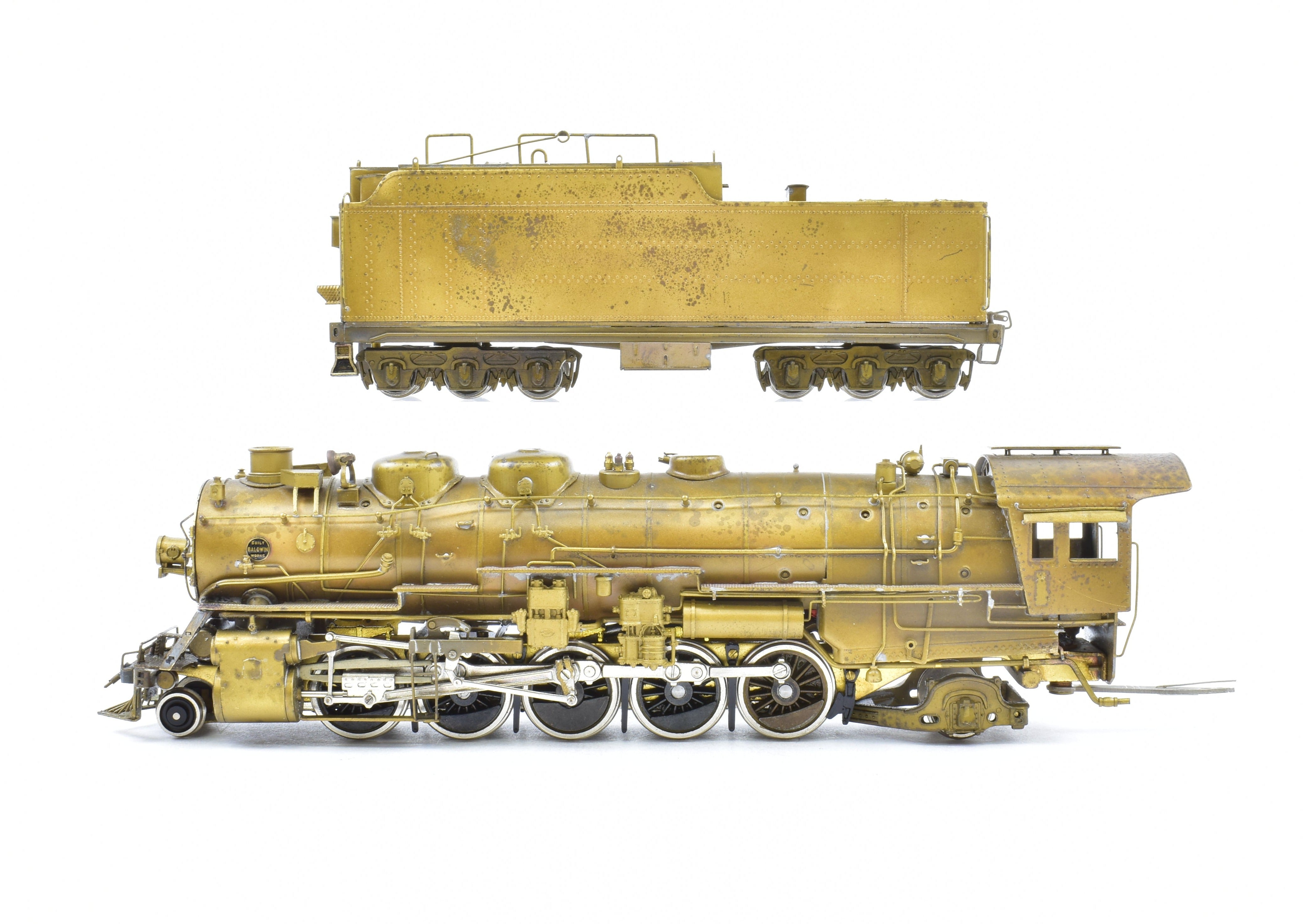 High - Quality HO Scale Brass Pacific Fast Mail Model Train - United ATSF - Santa Fe 2 - 10 - 2