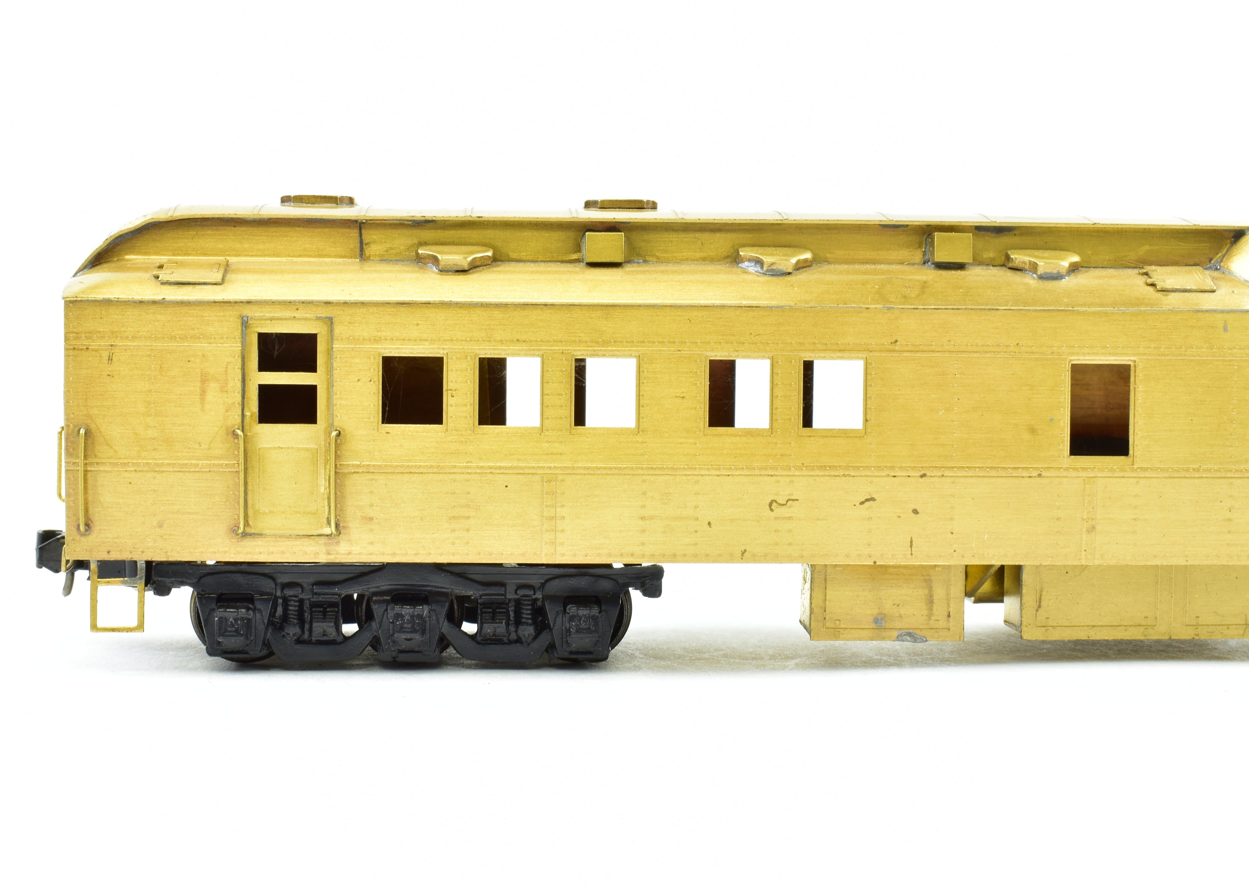 HO Scale Brass Lambert Heavyweight Diner with Central Valley Metal-Wheel Trucks