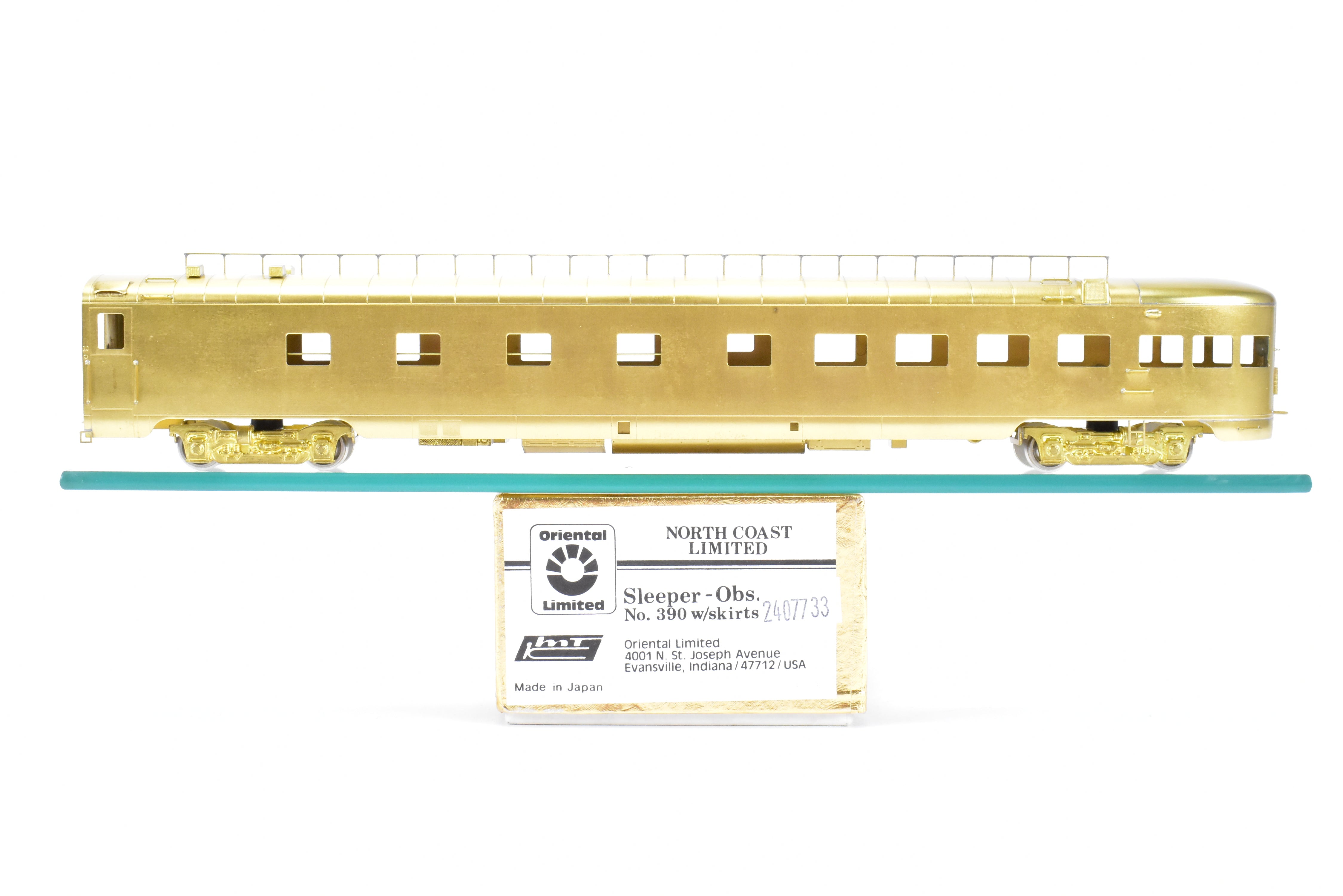 HO Scale Brass Model Train - Oriental Limited NP - Northern Pacific North Coast Limited Buffet Lounge Observation Car 390 with Skirts