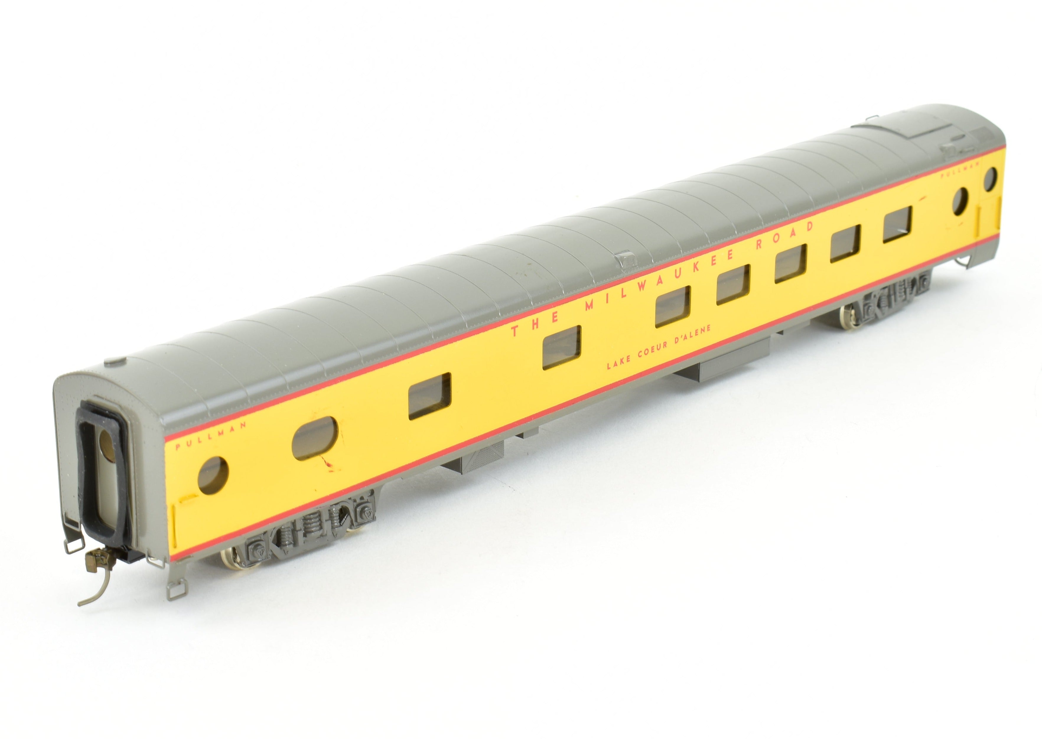 High - Quality HO Scale Brass Soho Milwaukee Road Lake Series Sleeper Model Custom - Finished for Collectors