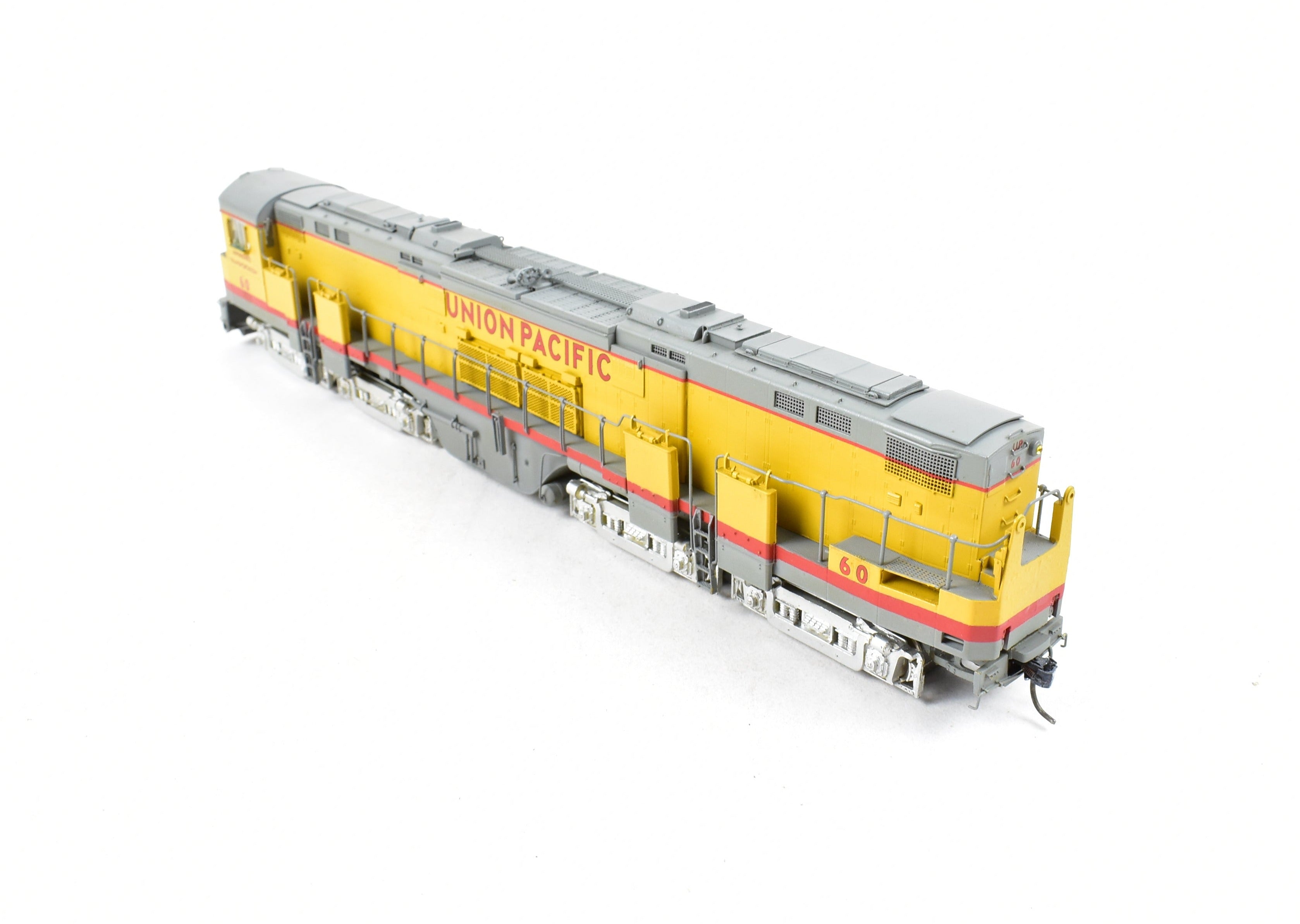 High - Quality HO Scale Brass Oriental Limited Union Pacific Alco C855 A/B/A Set with Custom Painting and Excellent Condition