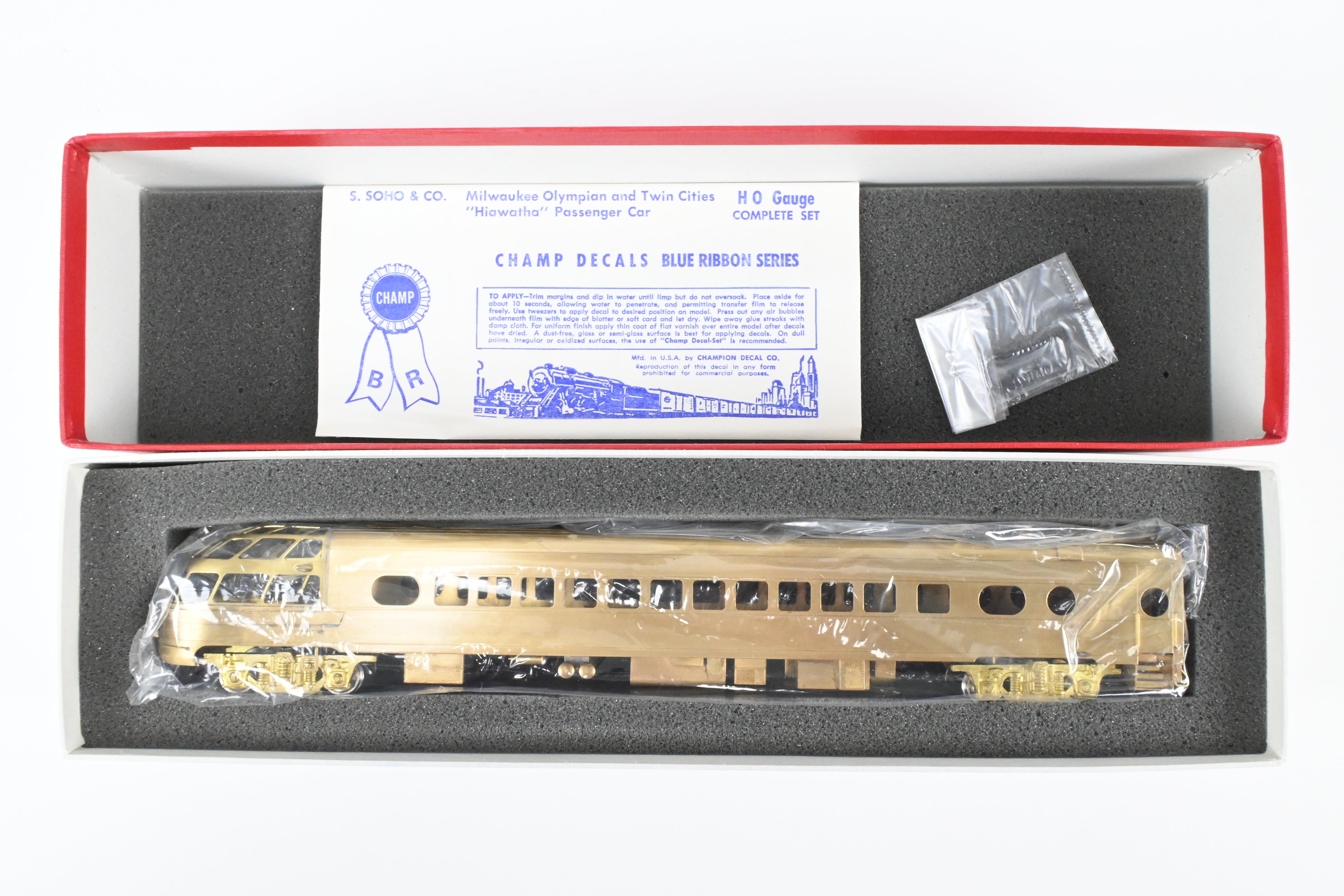 HO Scale Brass Soho Milwaukee Road #186 Rapids Sky Top Lounge Observation Model Train