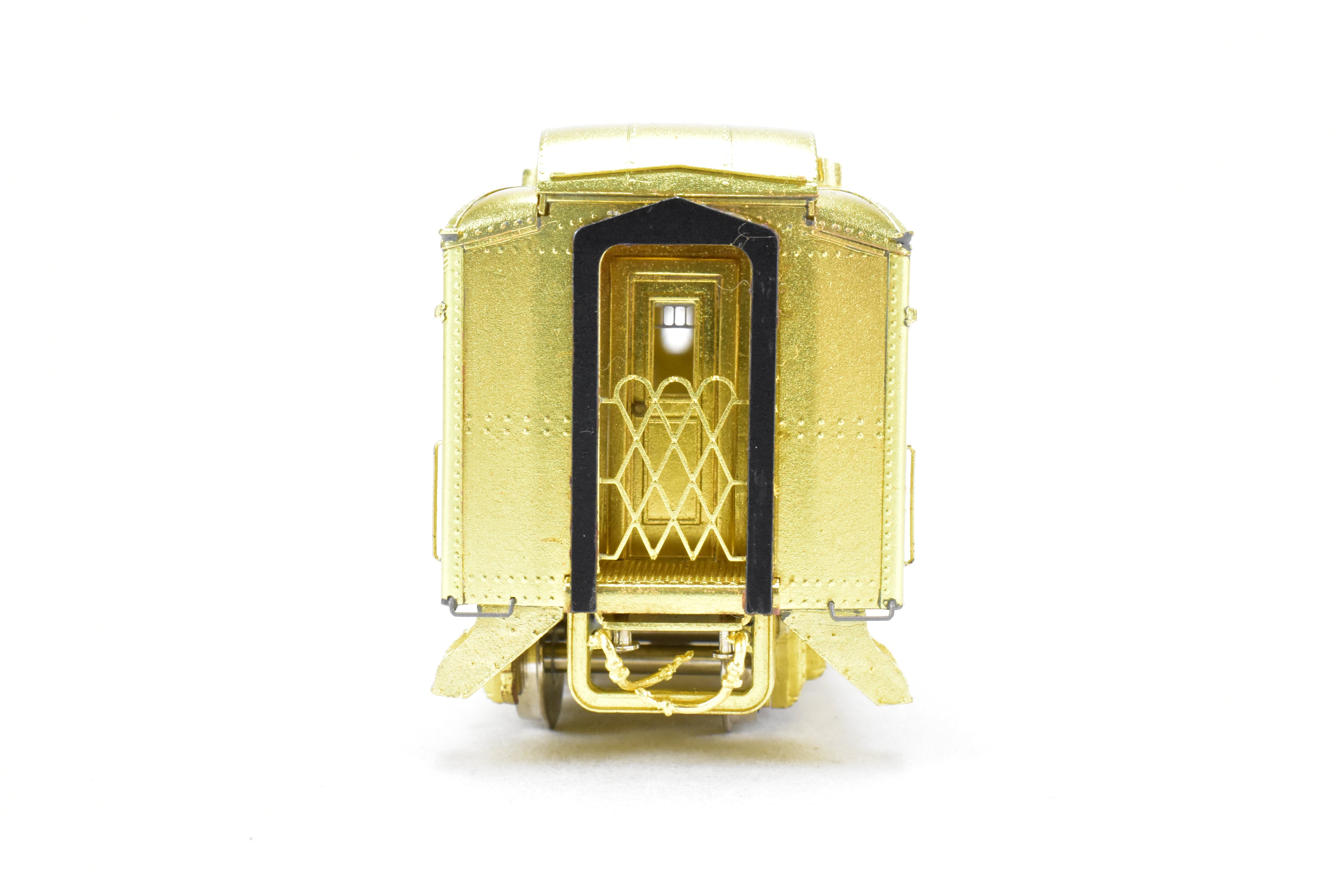 HO Brass Oriental Limited 14-Section Heavyweight Tourist Car without Air Conditioning