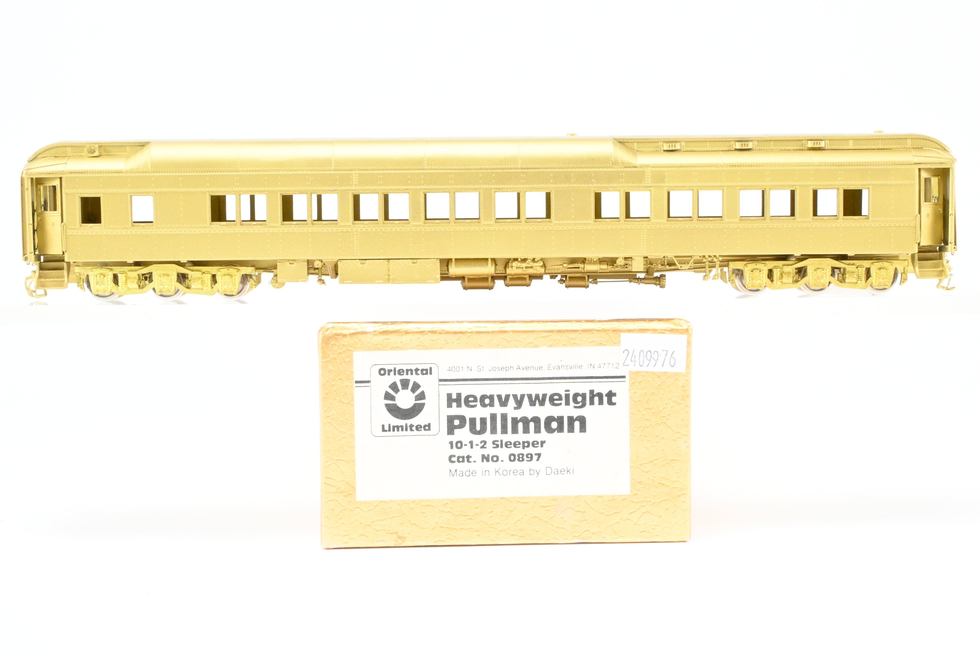 HO Scale Brass Oriental Limited Edition Various Roads Pullman Heavyweight 10 - Section 1 - Drawing Room 2 - Compartment Sleeper with Mechanical Air - Conditioning