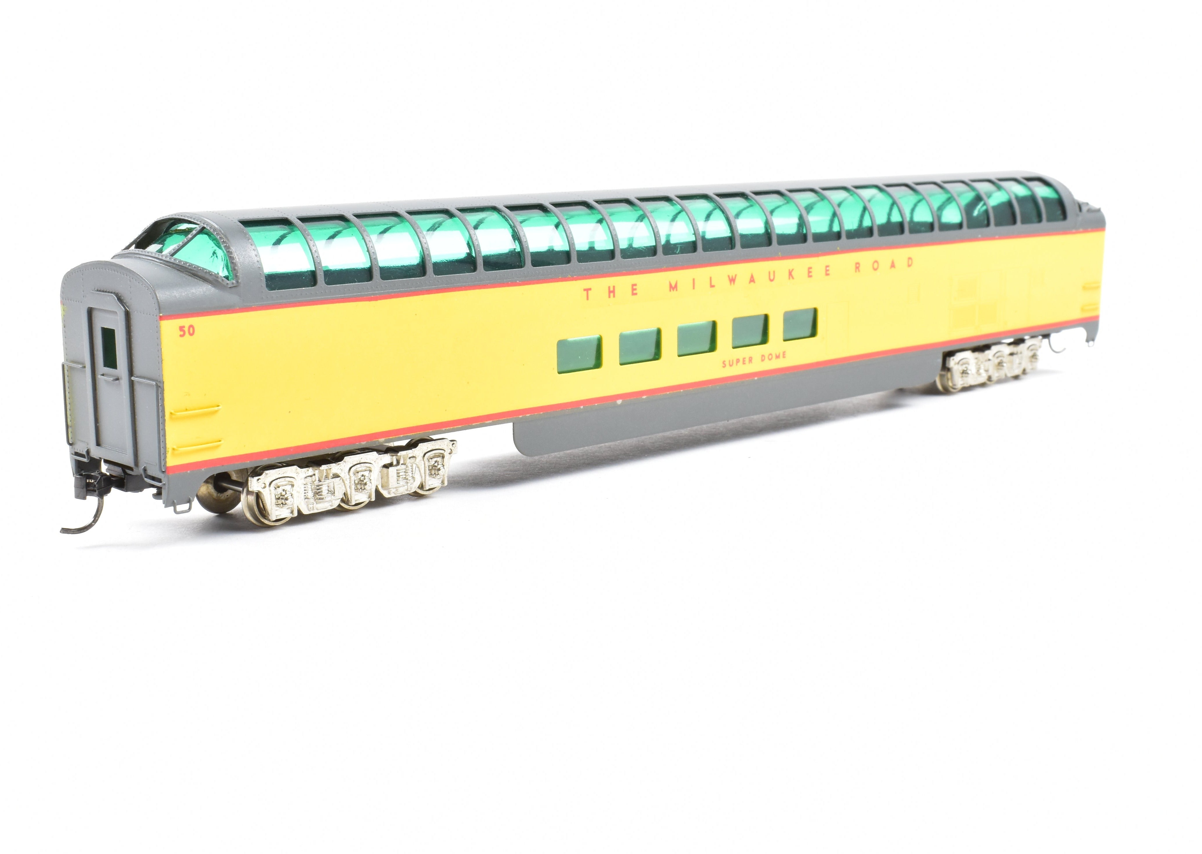 HO Scale Brass Soho Milwaukee Road #50 Super Dome Model with Tinted Glazing