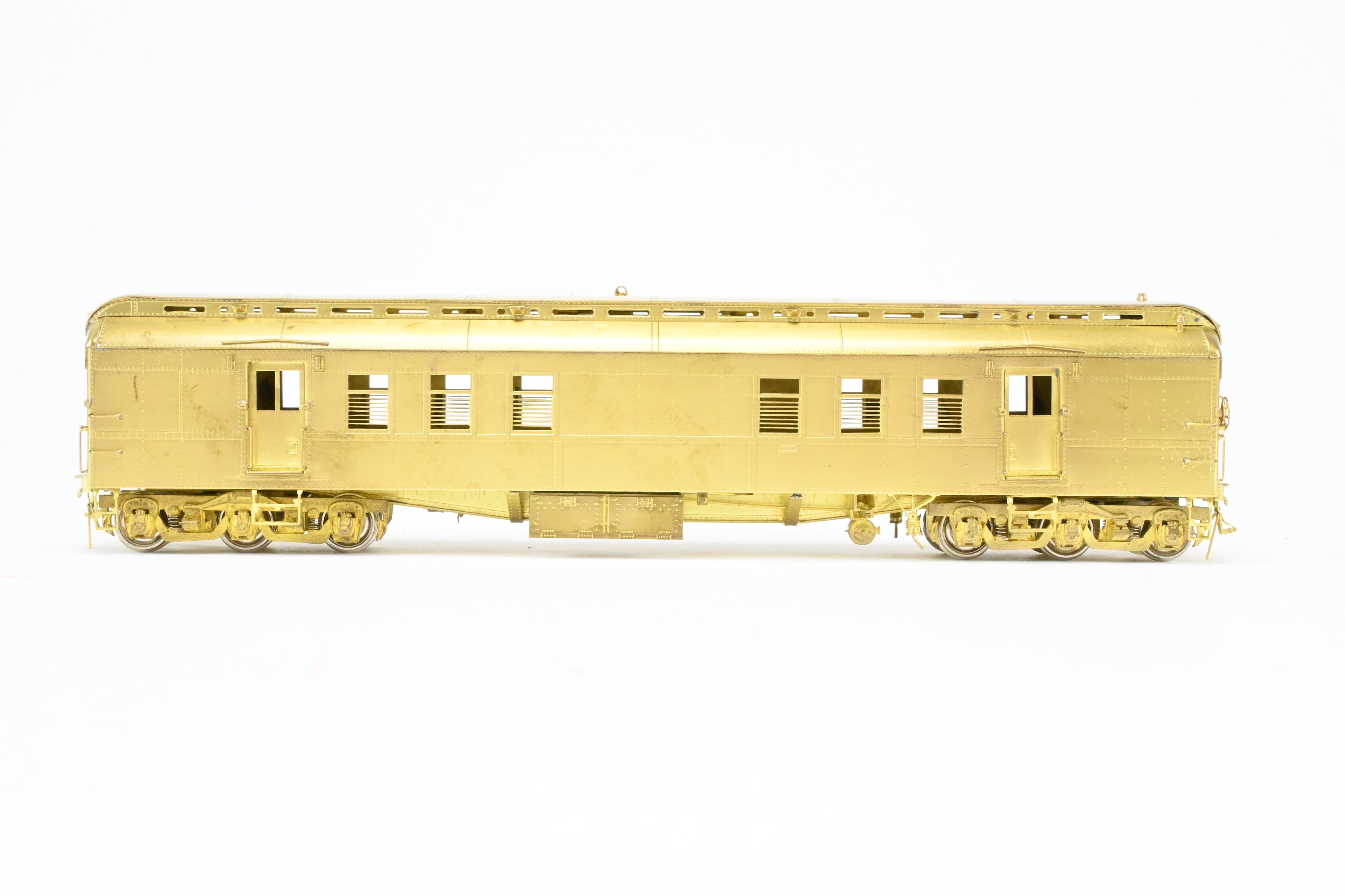HO Brass Oriental Limited Great Northern 60-Foot RPO Model #25 - 36